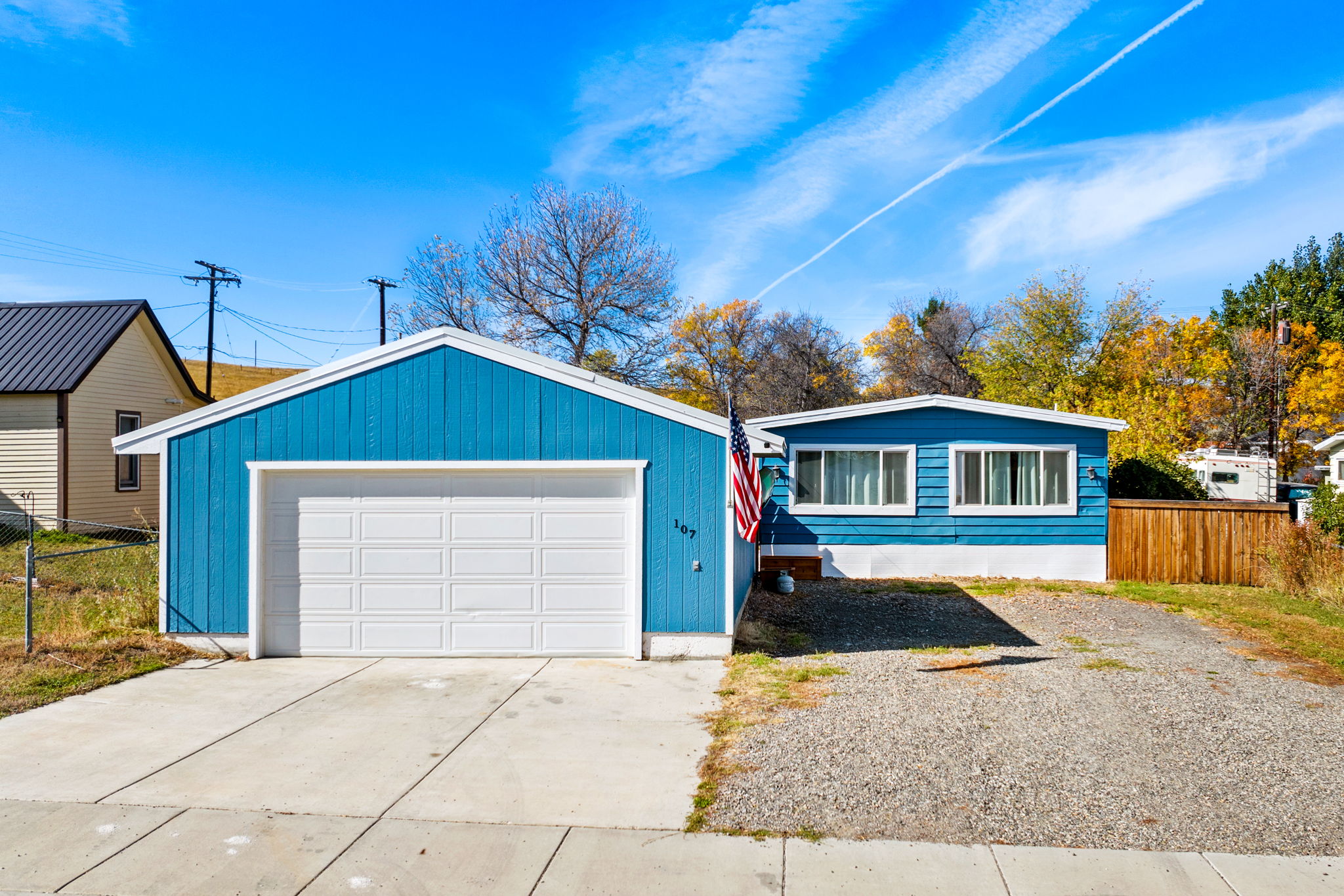 107 4th Street N Property Photo 2