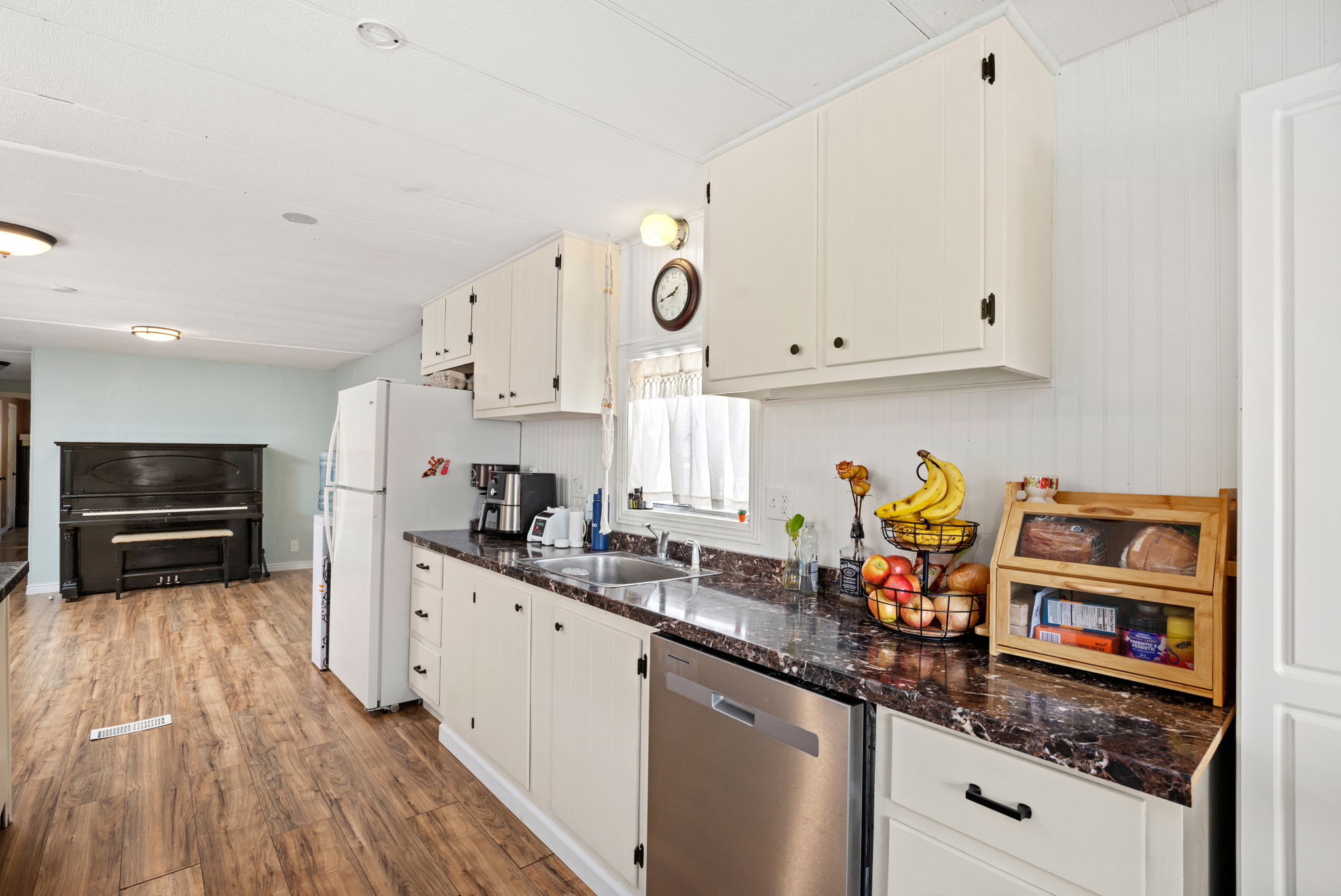 107 4th Street N Property Photo 8