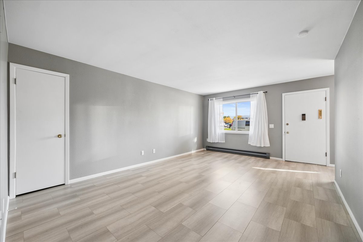 236 3rd Avenue W 1s Property Photo 10