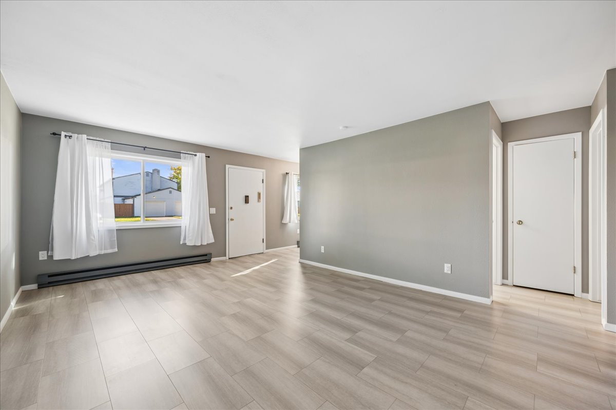 236 3rd Avenue W 1s Property Photo 11