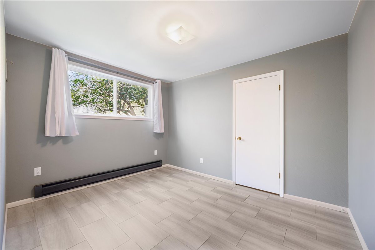 236 3rd Avenue W 1s Property Photo 15
