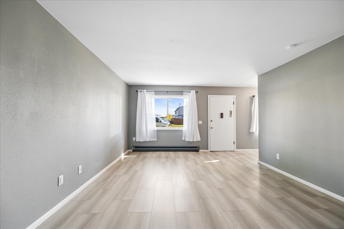 236 3rd Avenue W 1s Property Photo 18