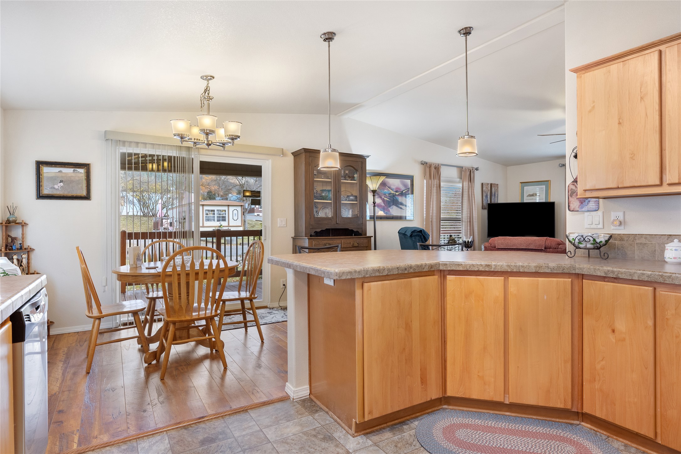 601 Toliver Loop Property Photo 37