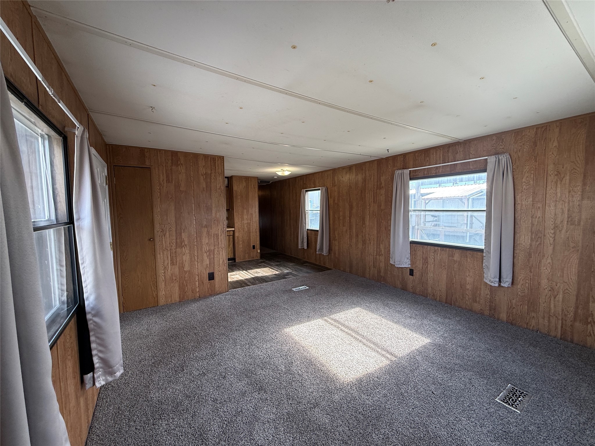 600 Ivy Street 6 Property Photo 7