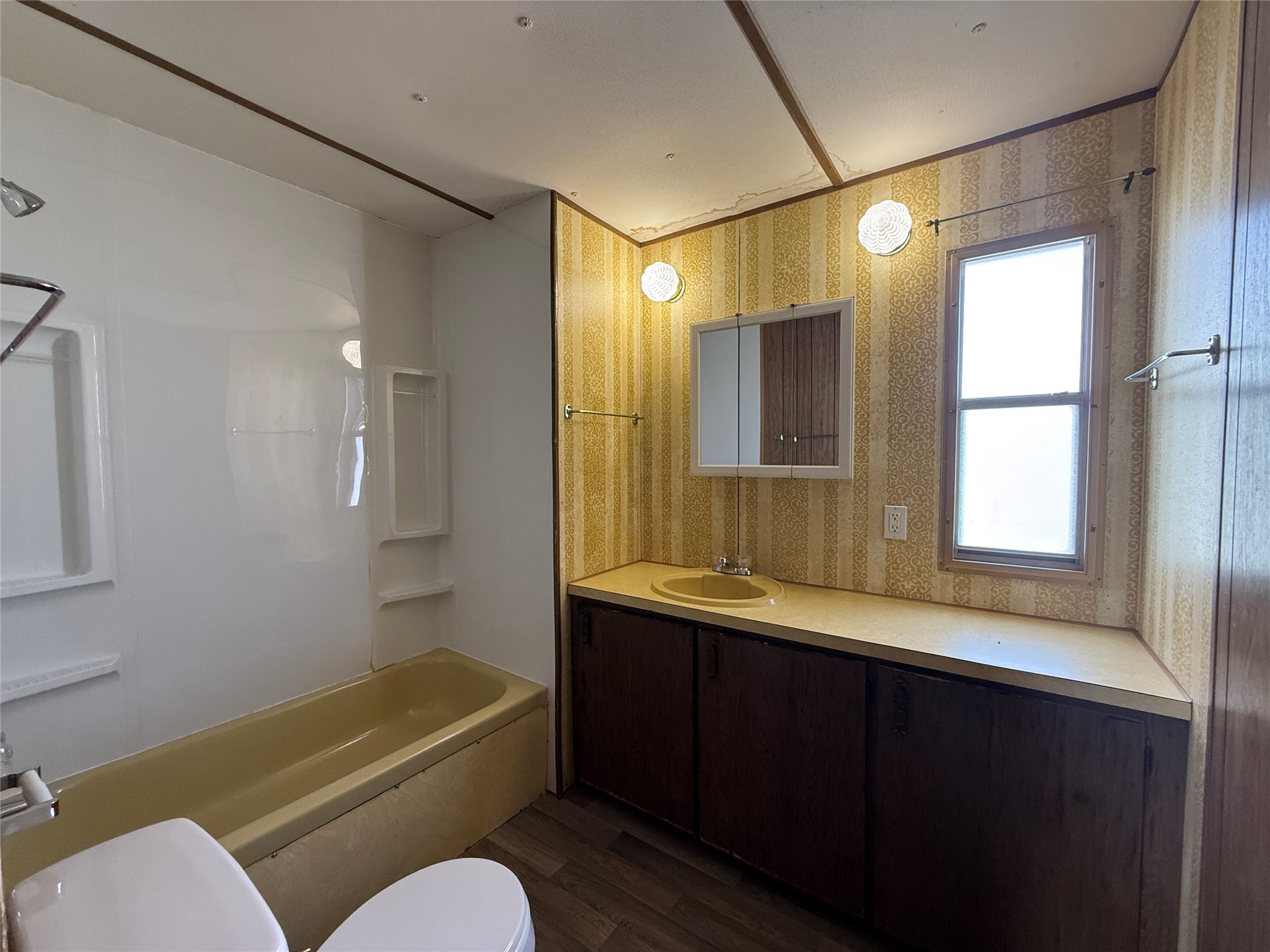 600 Ivy Street 2 Property Photo 11