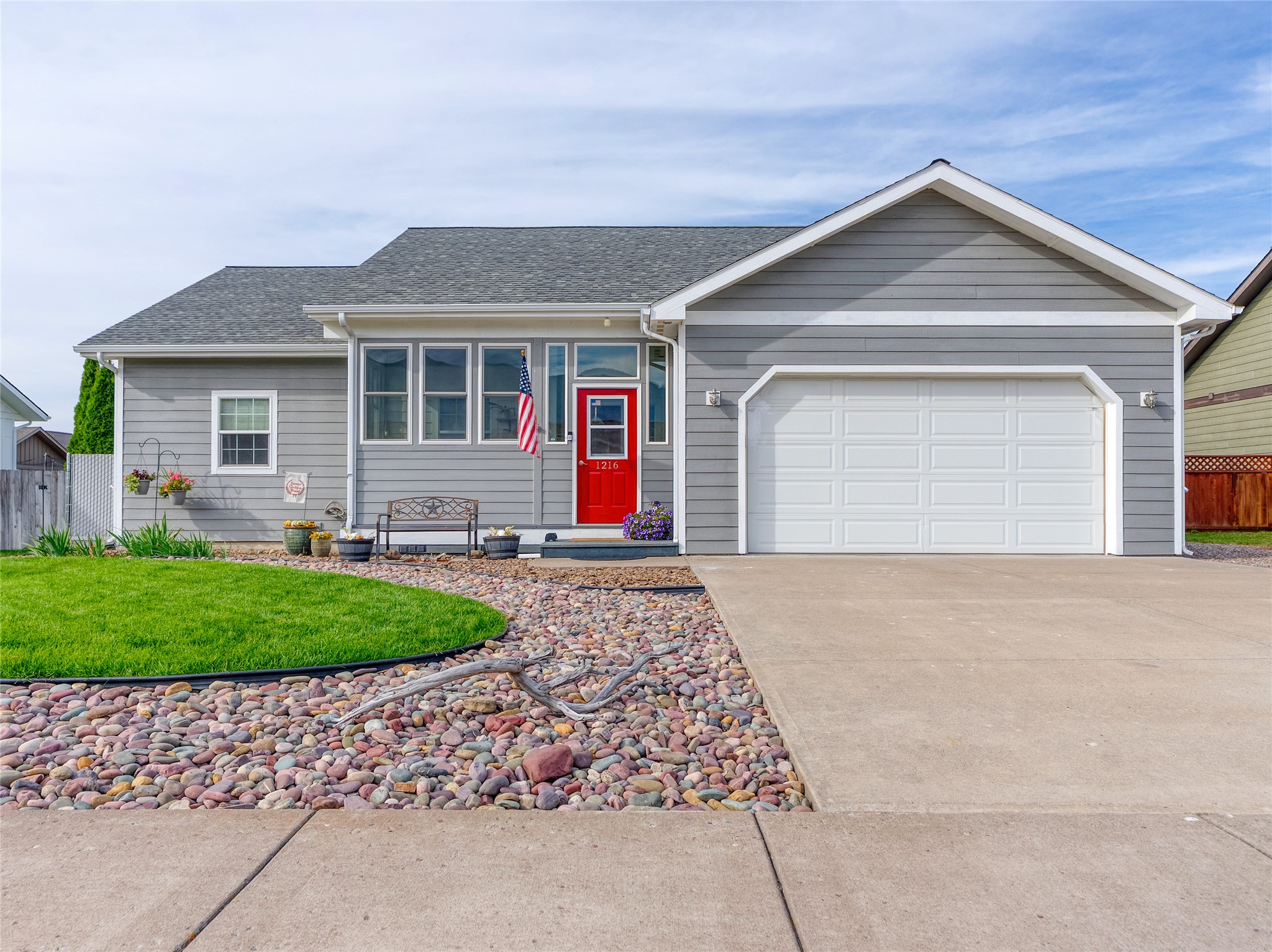 1216 15th Avenue W Property Photo 1