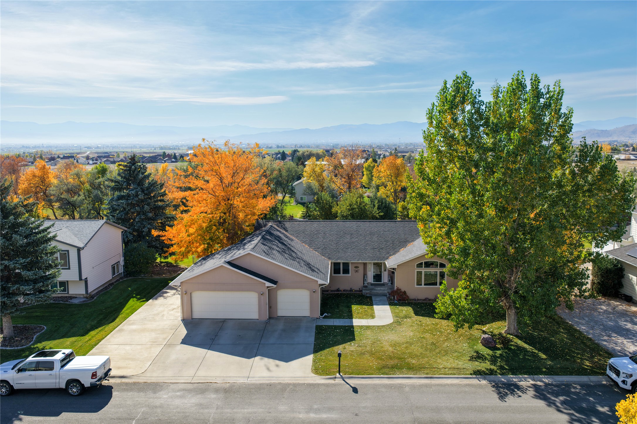 1239 Ranchview Road Property Photo 1