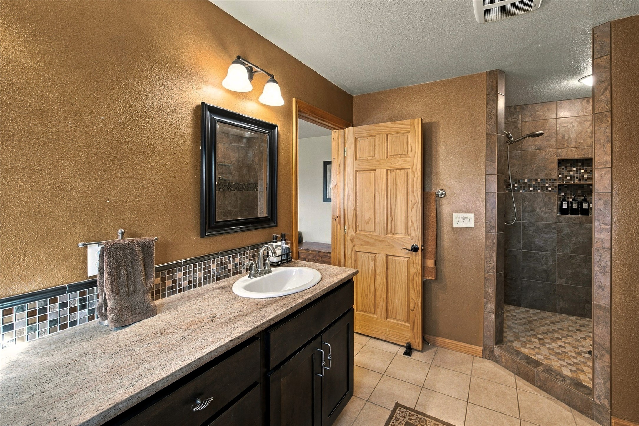 344 Harold Lane Property Photo 28