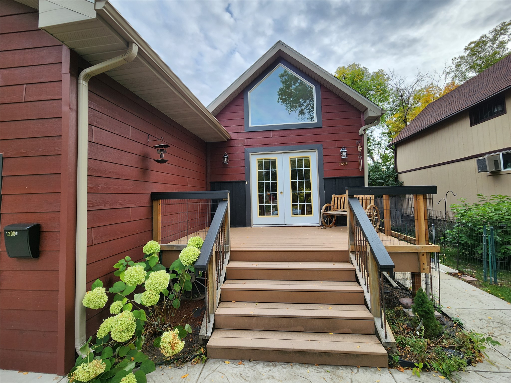 1308 3rd Avenue N Property Photo 2