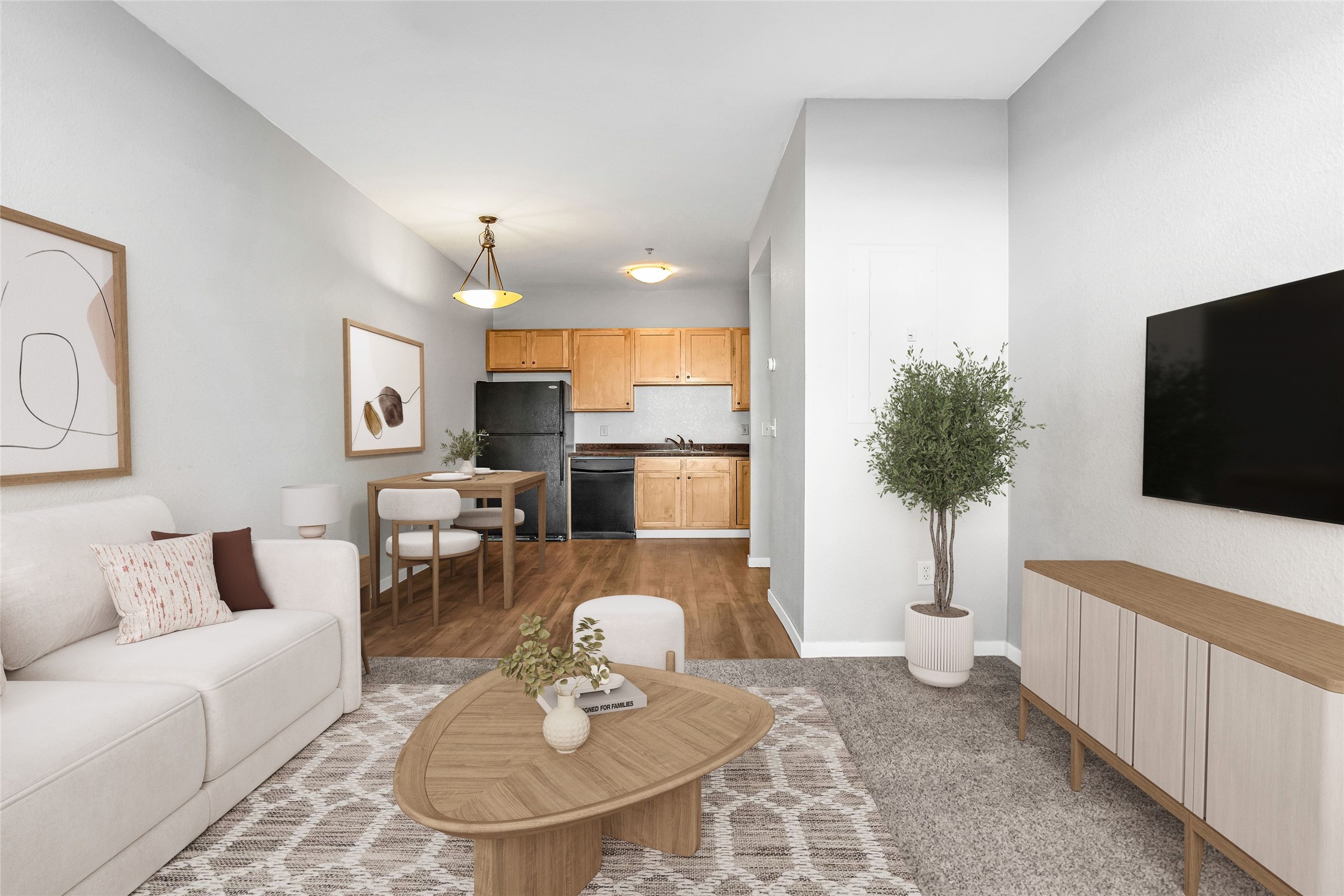 2101 Dearborn Avenue 12 Property Photo 4