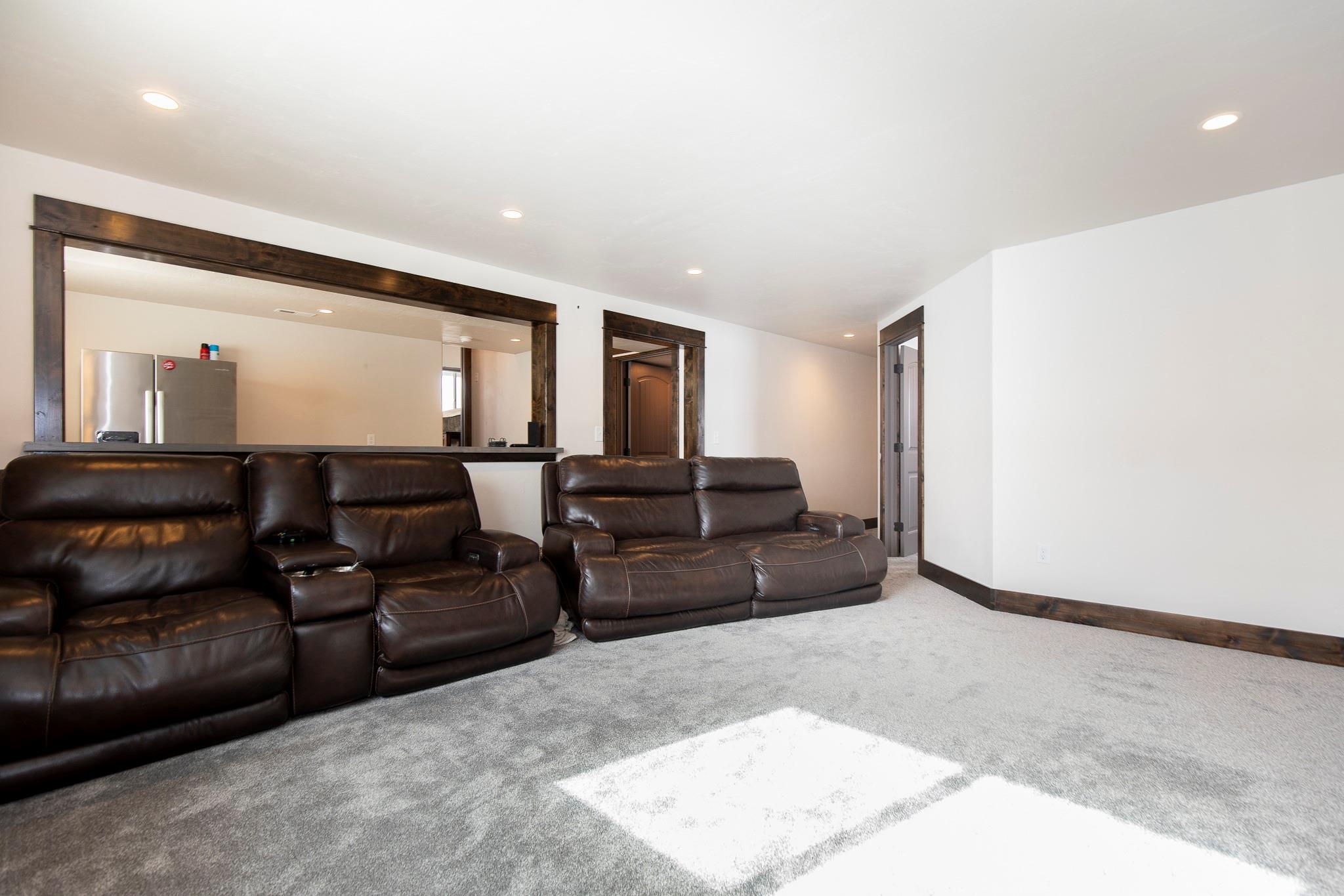 1712 Shelby Avenue Property Photo 31