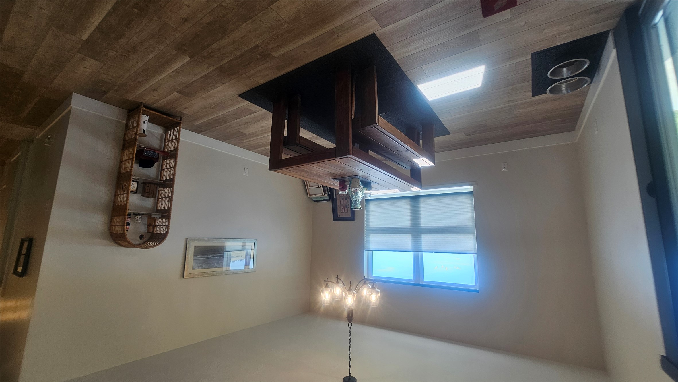 12 Florida Road Property Photo 16