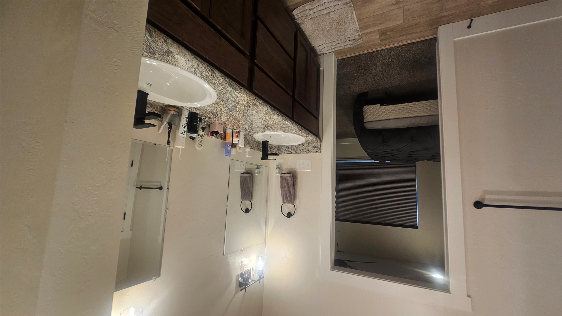 12 Florida Road Property Photo 25