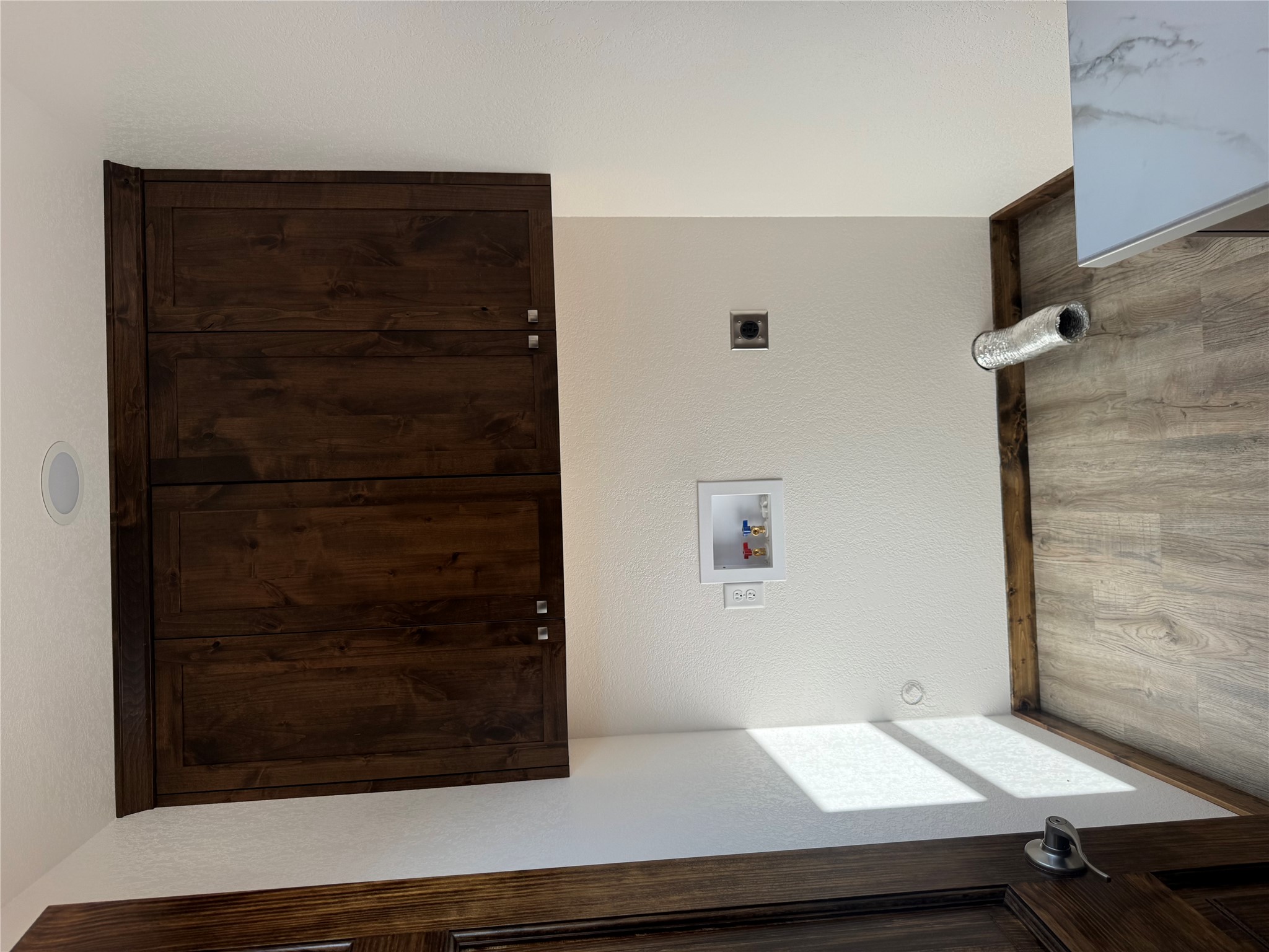 219 N Gallatin Street Property Photo 15