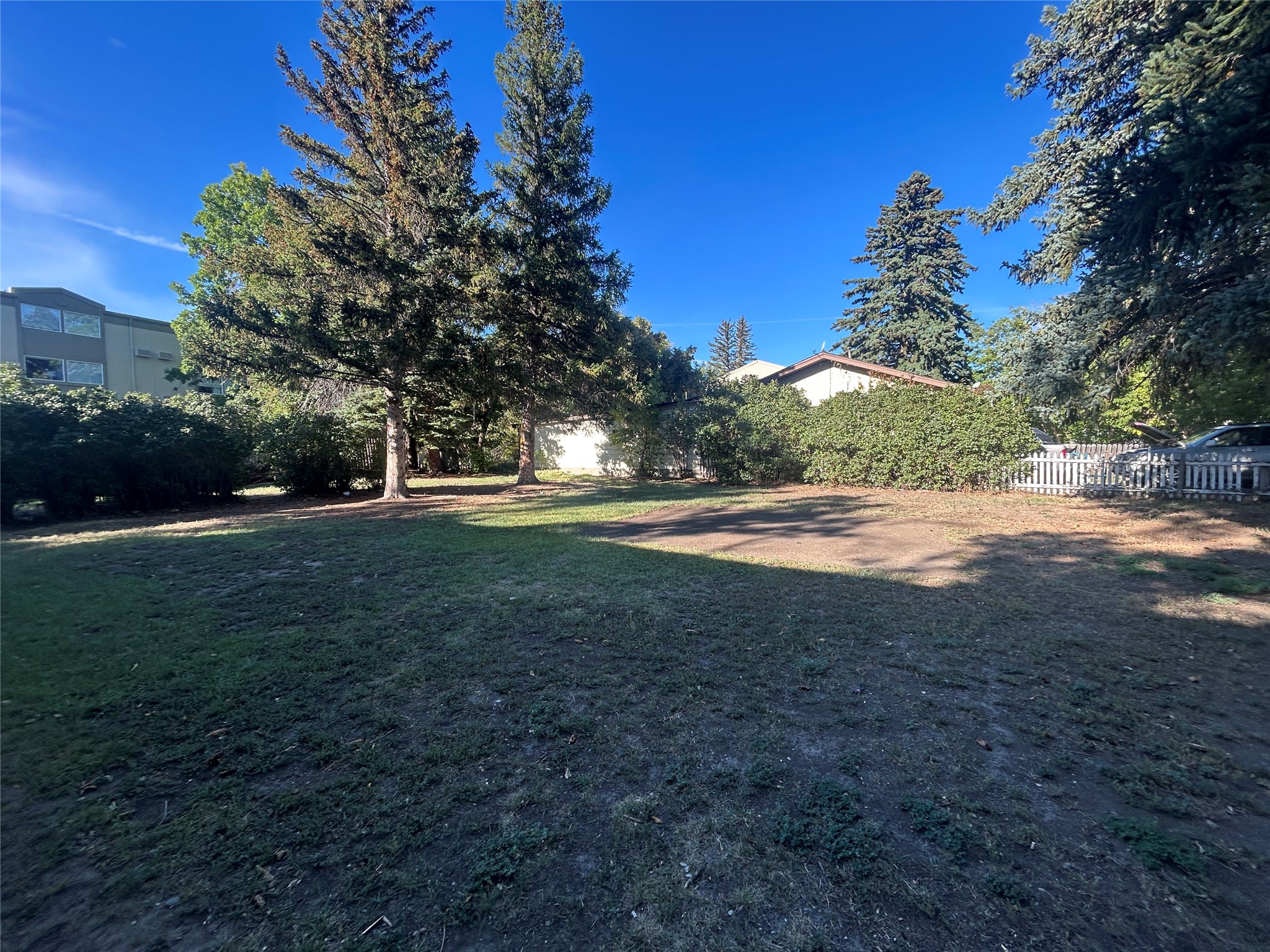 1427 W Crawford Street Property Photo 2