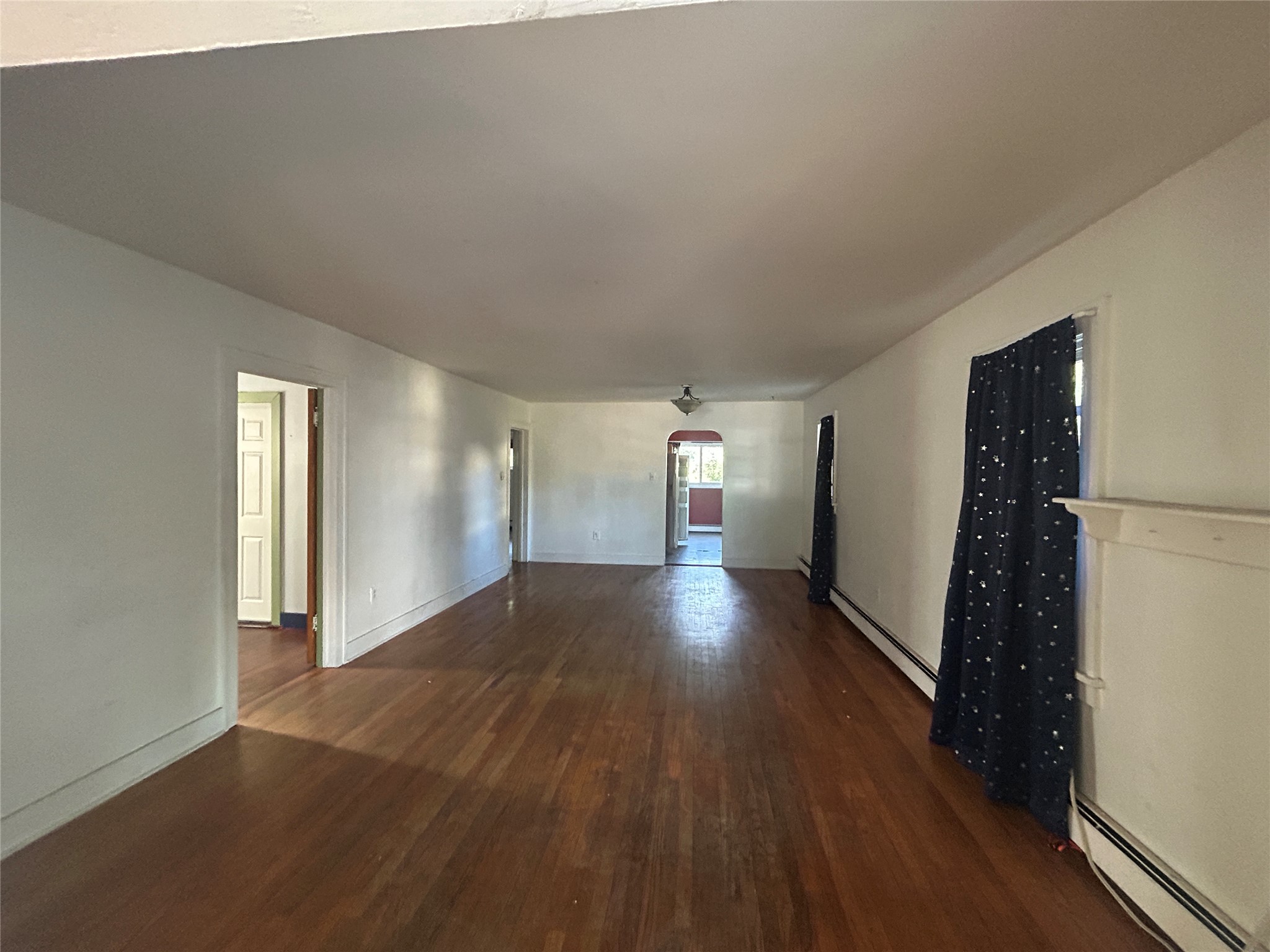 1427 W Crawford Street Property Photo 3