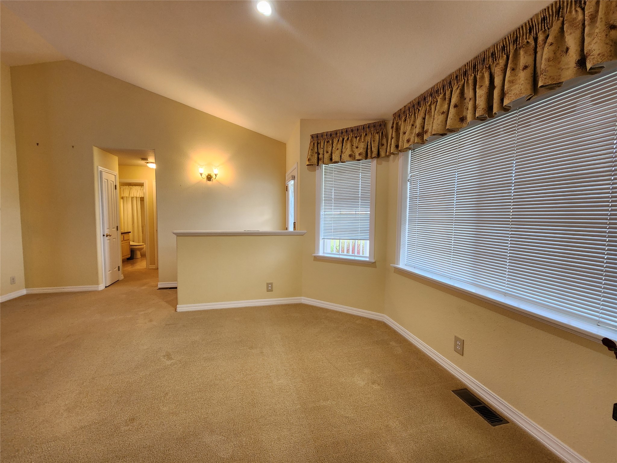223 Carriage Road Property Photo 9