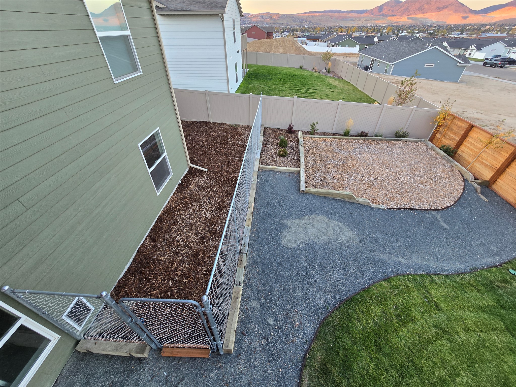 4118 Western Boulevard Property Photo 4