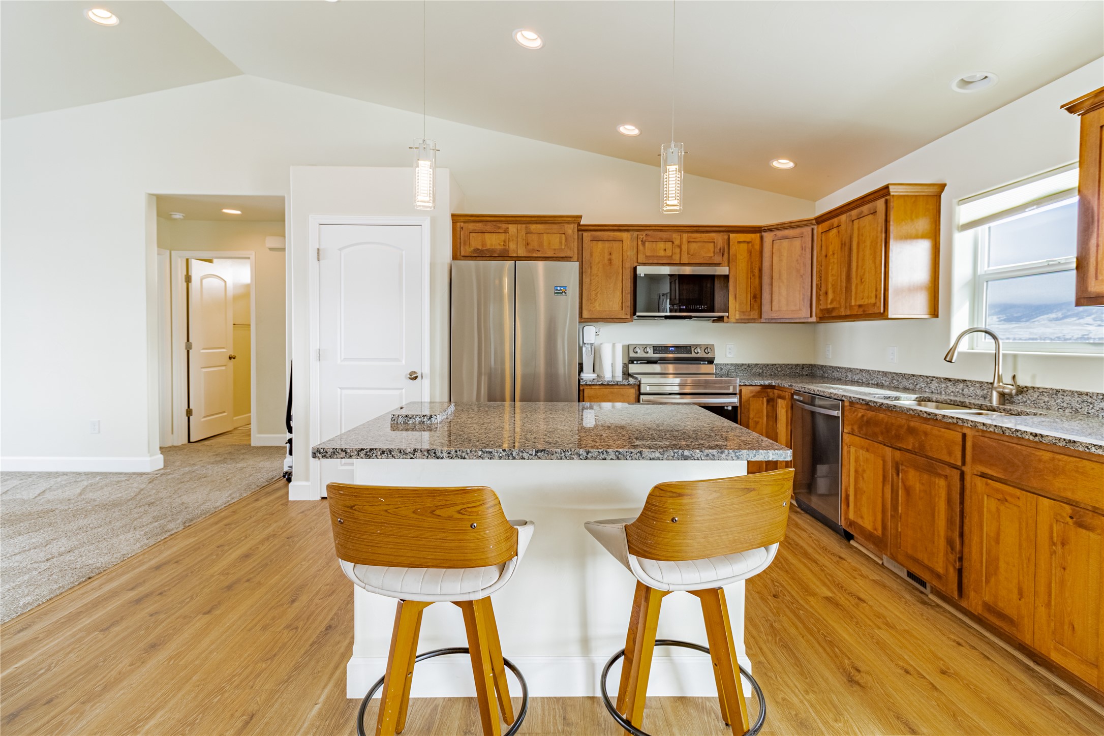 4118 Western Boulevard Property Photo 8