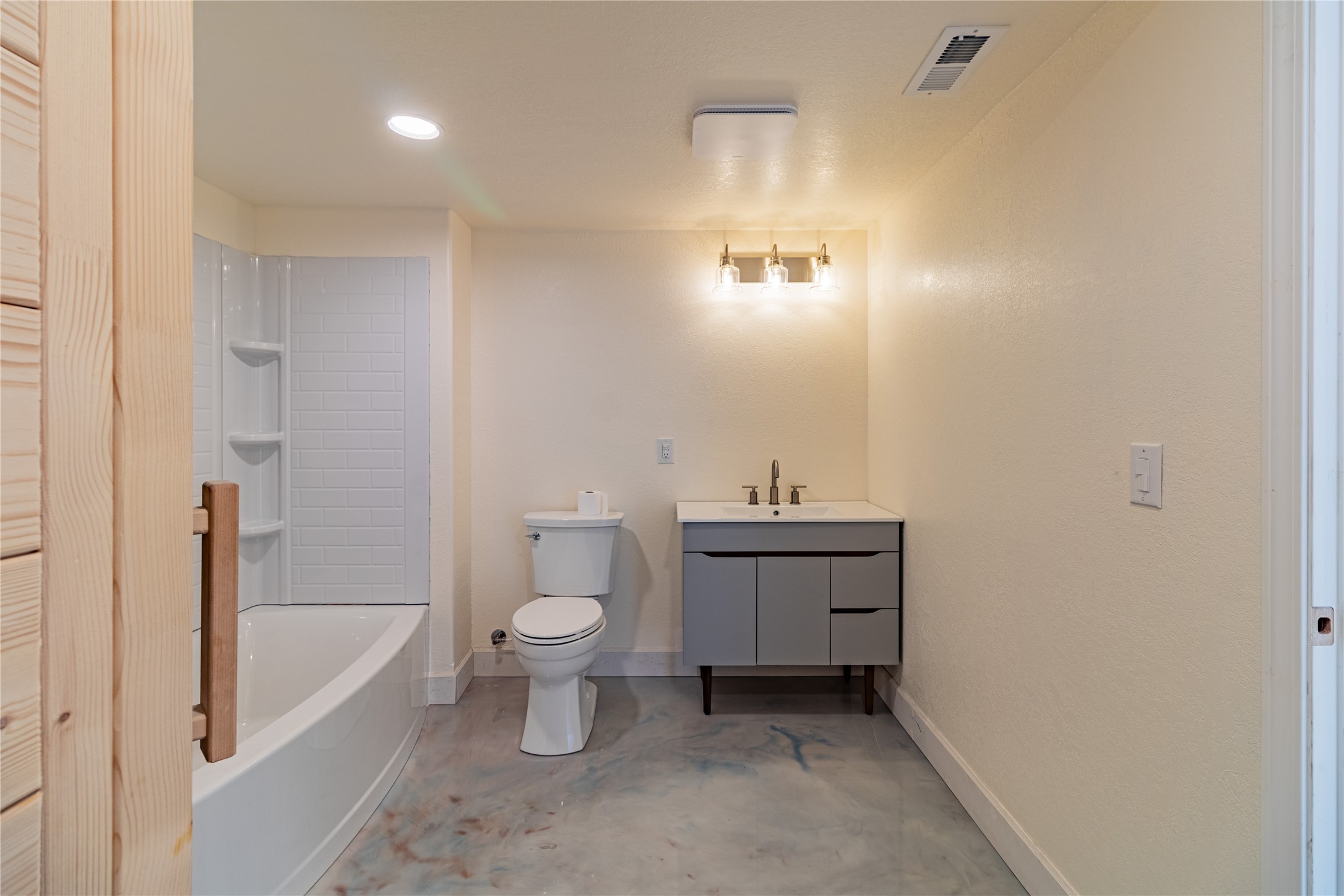 4118 Western Boulevard Property Photo 25
