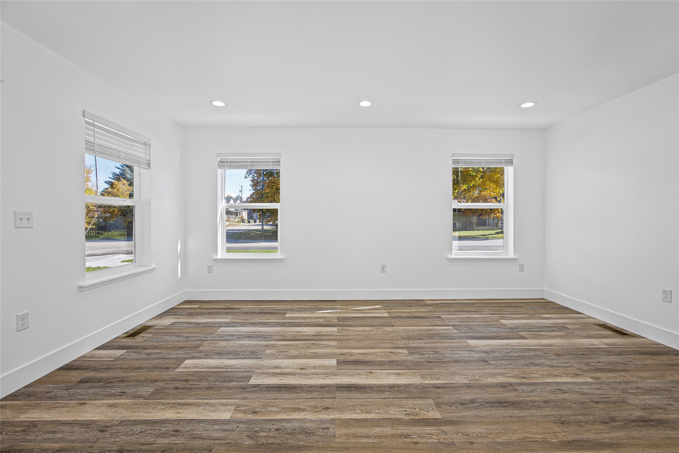 601,603,605 River Street Property Photo 8