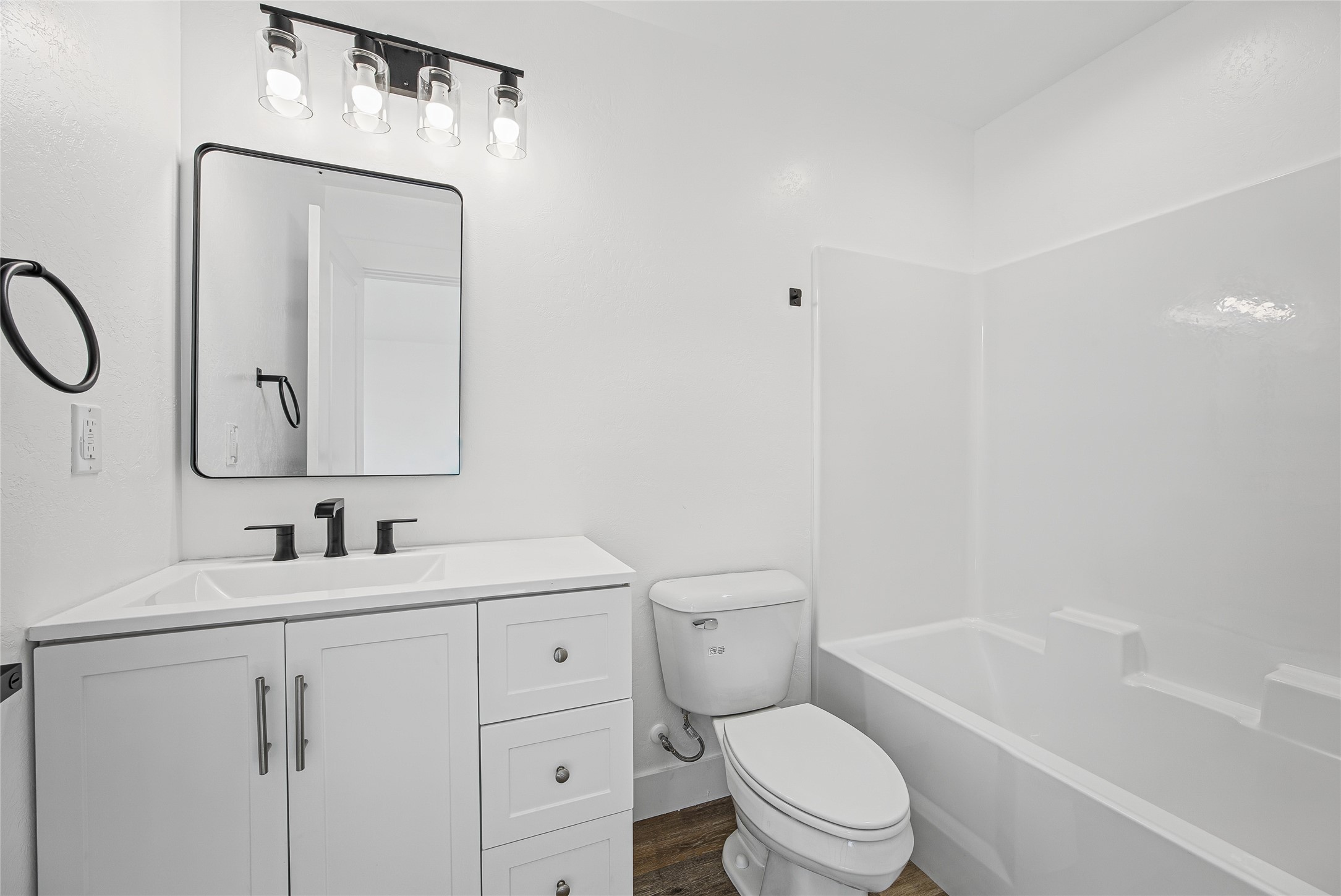 601,603,605 River Street Property Photo 21