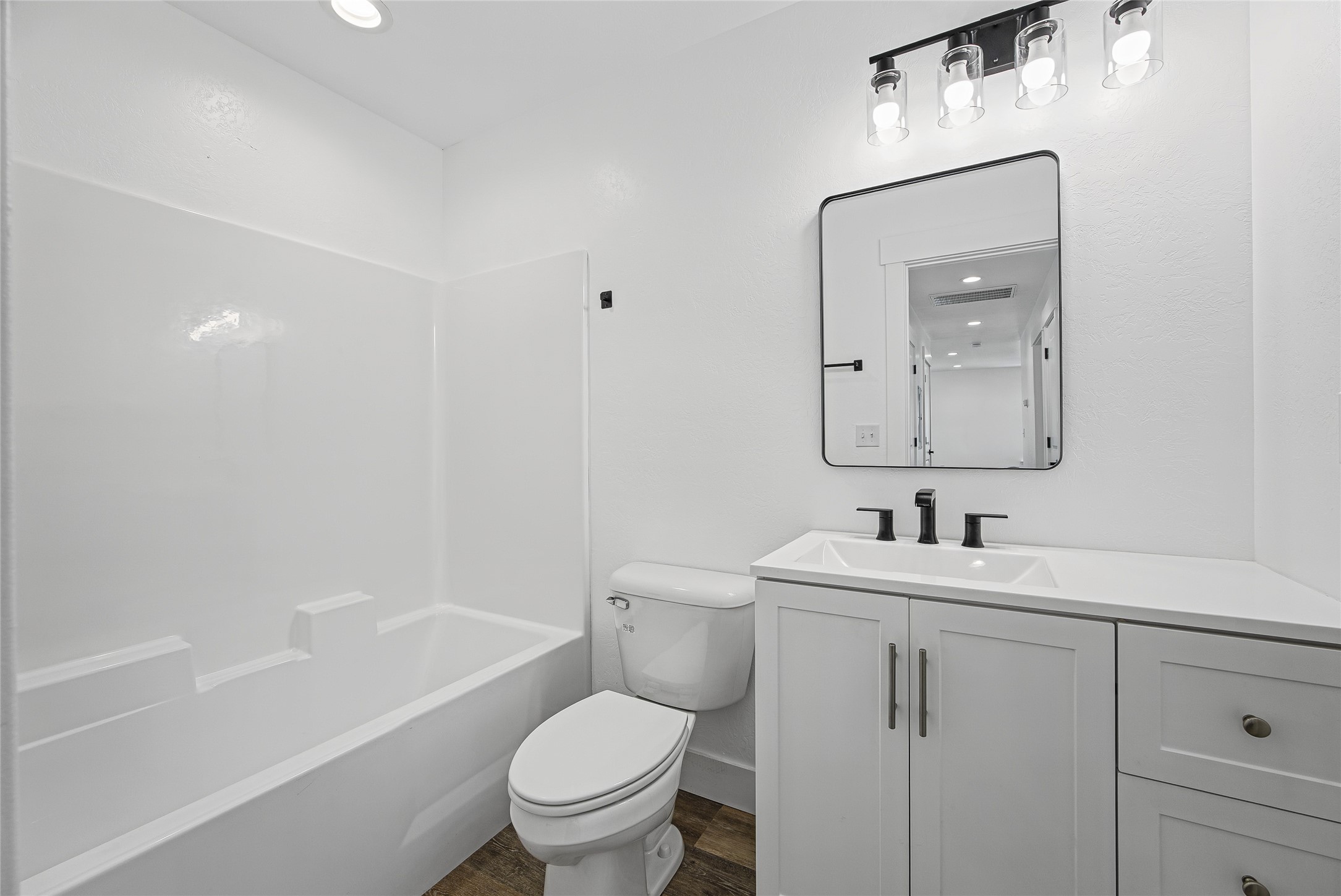 601,603,605 River Street Property Photo 23