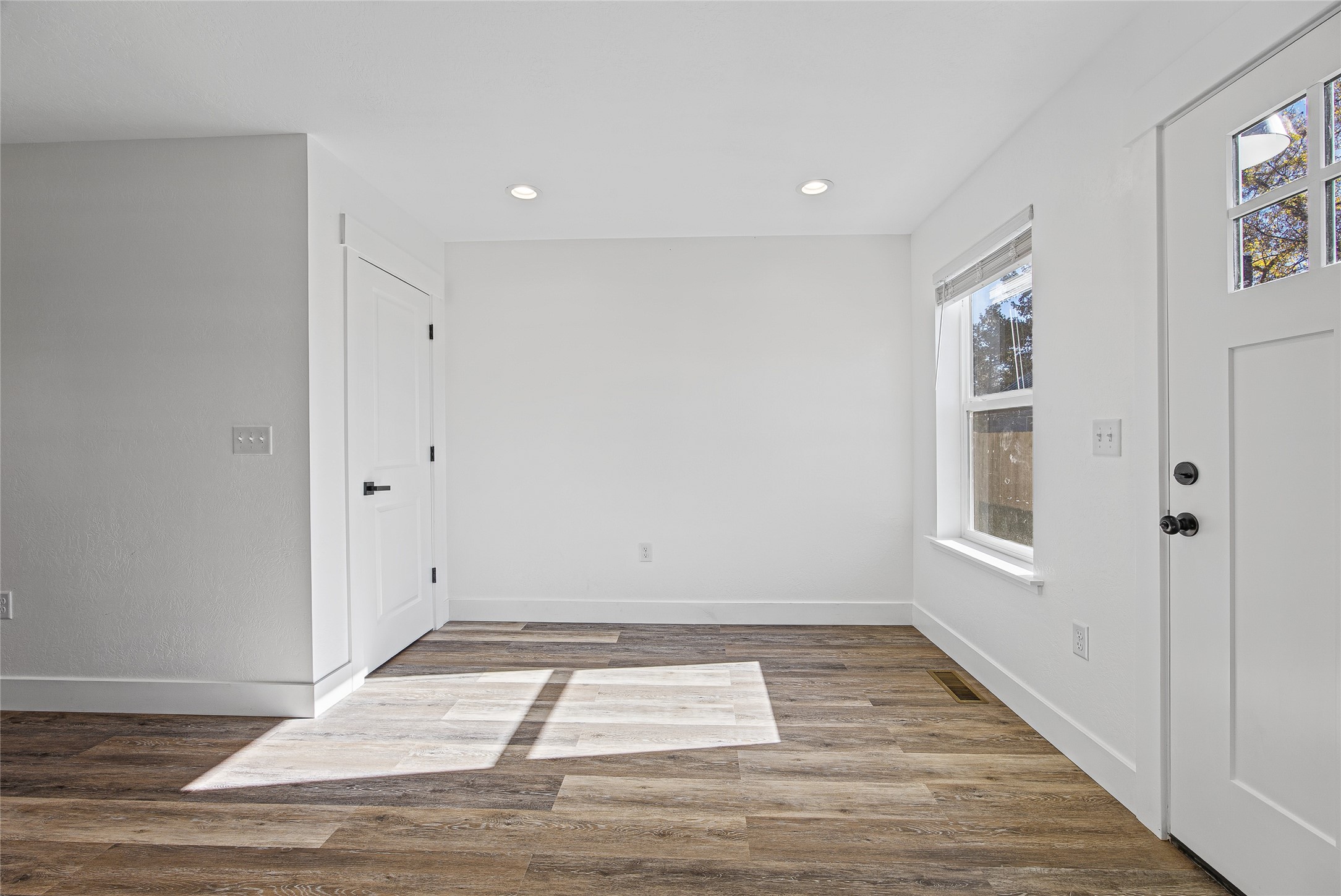 601,603,605 River Street Property Photo 34