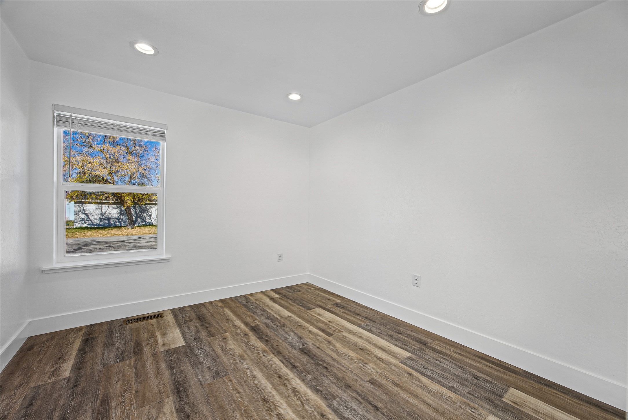 601,603,605 River Street Property Photo 56