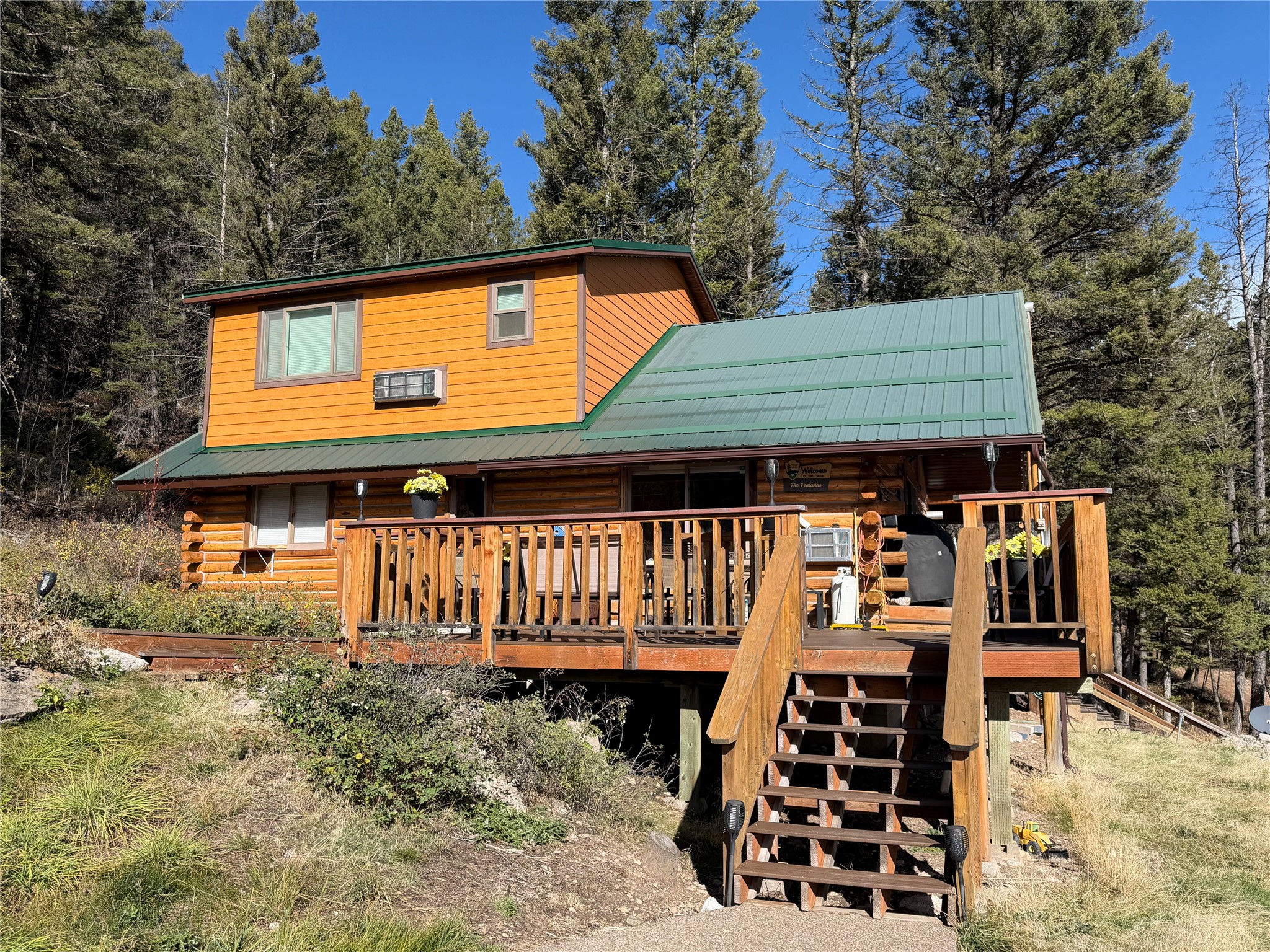 32 Mortimer Gulch Road Property Photo 1