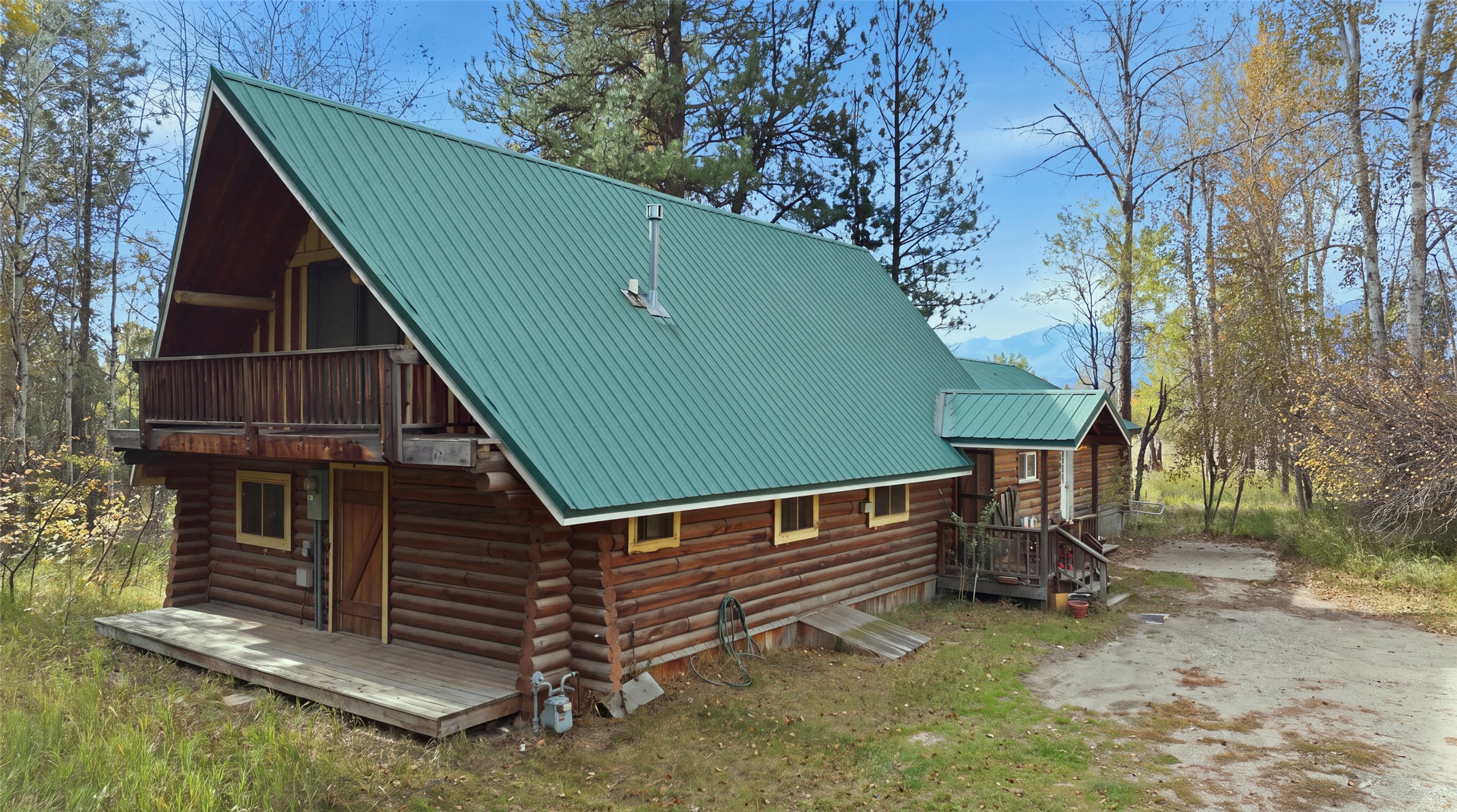 181 Chief Looking Glass Road Property Photo 1