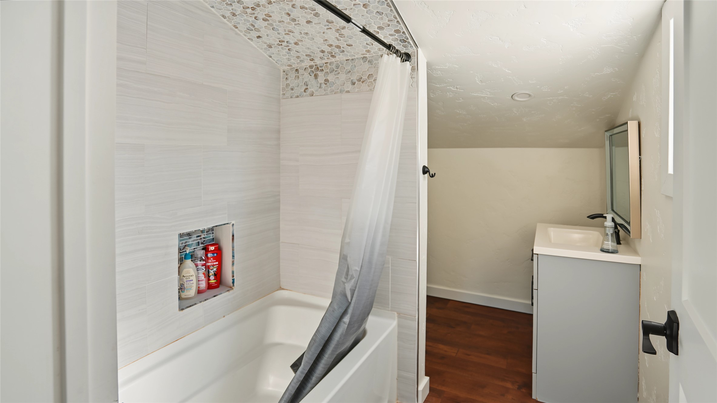 1710 Pines Boulevard Property Photo 25