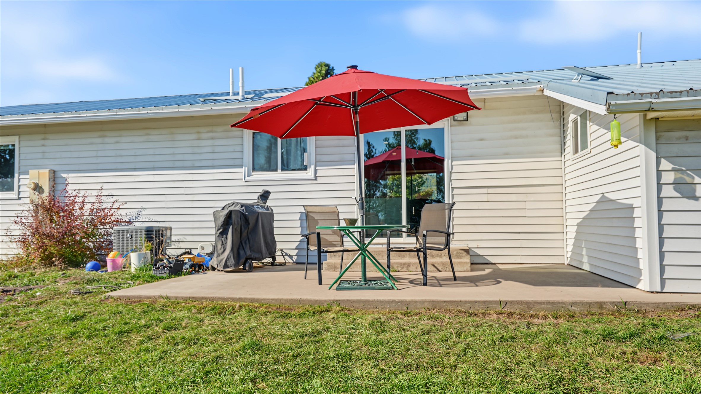 1710 Pines Boulevard Property Photo 30