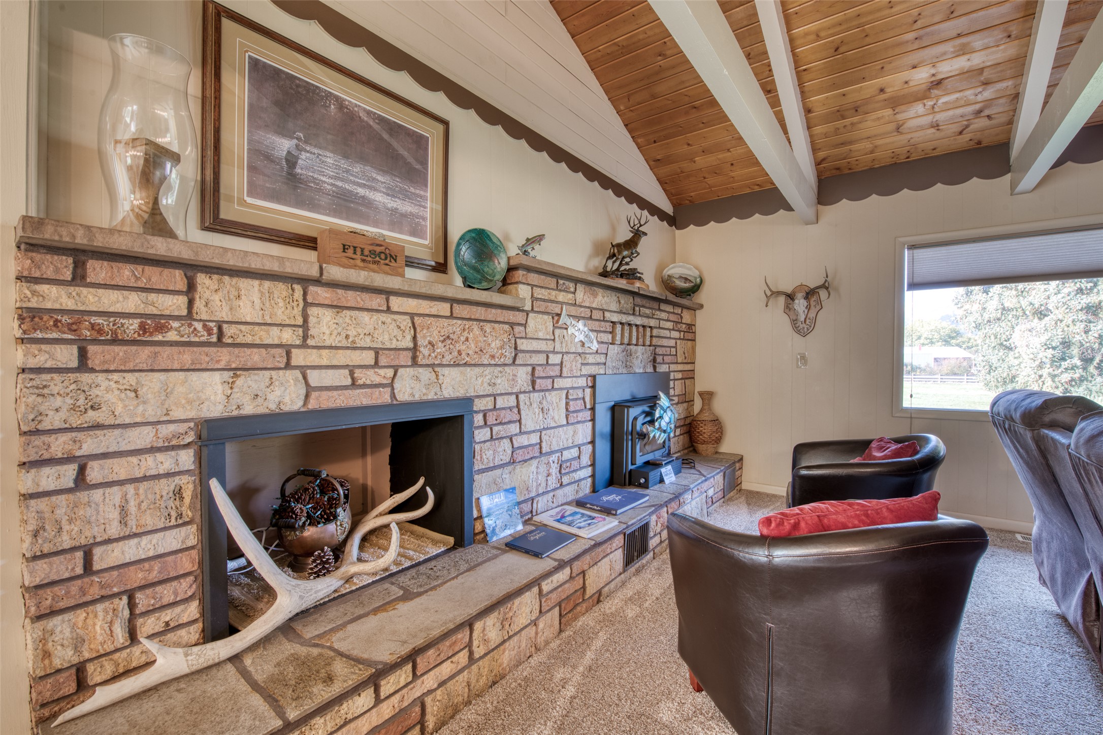 4485 Thorning Loop Property Photo 6