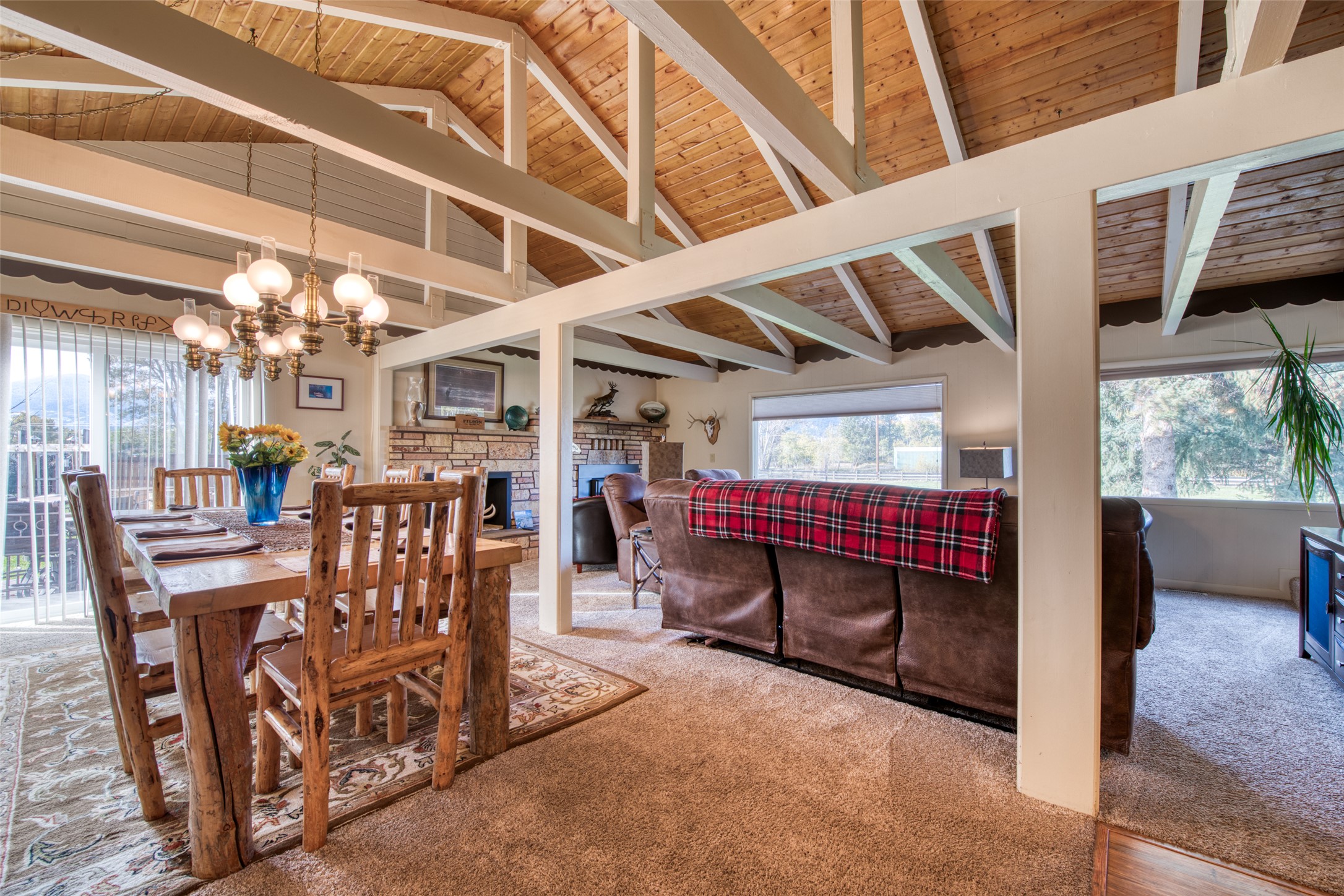 4485 Thorning Loop Property Photo 11