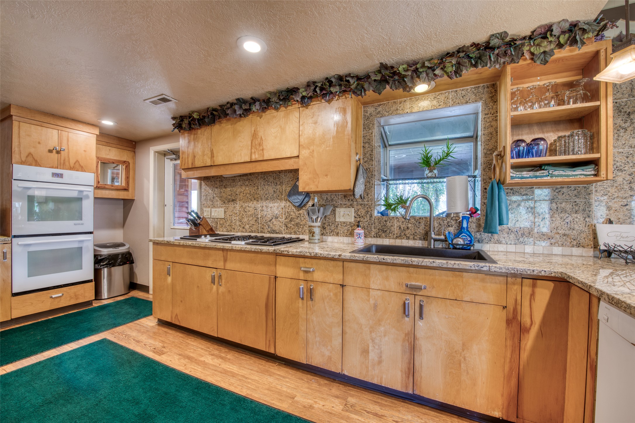 4485 Thorning Loop Property Photo 13