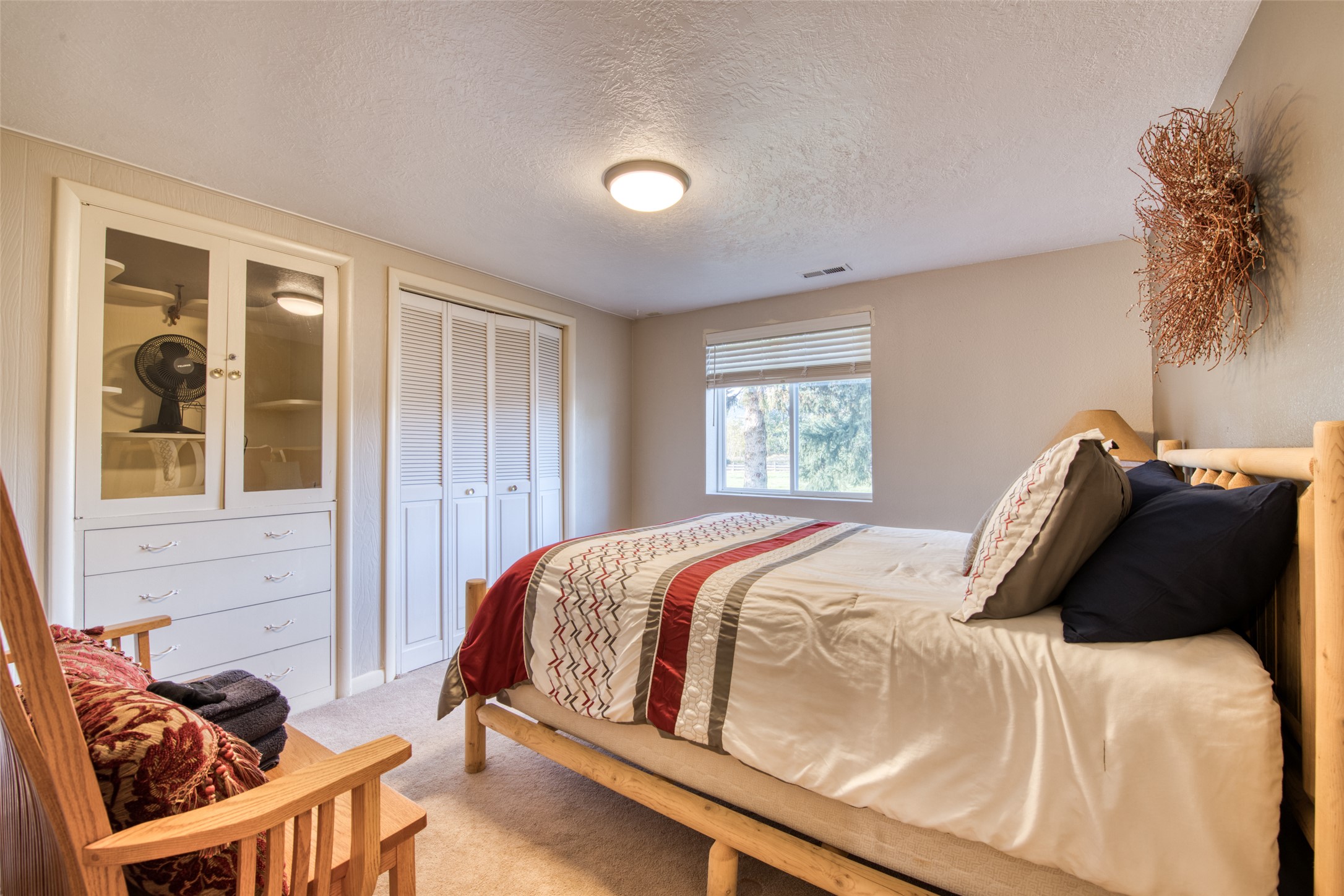 4485 Thorning Loop Property Photo 17