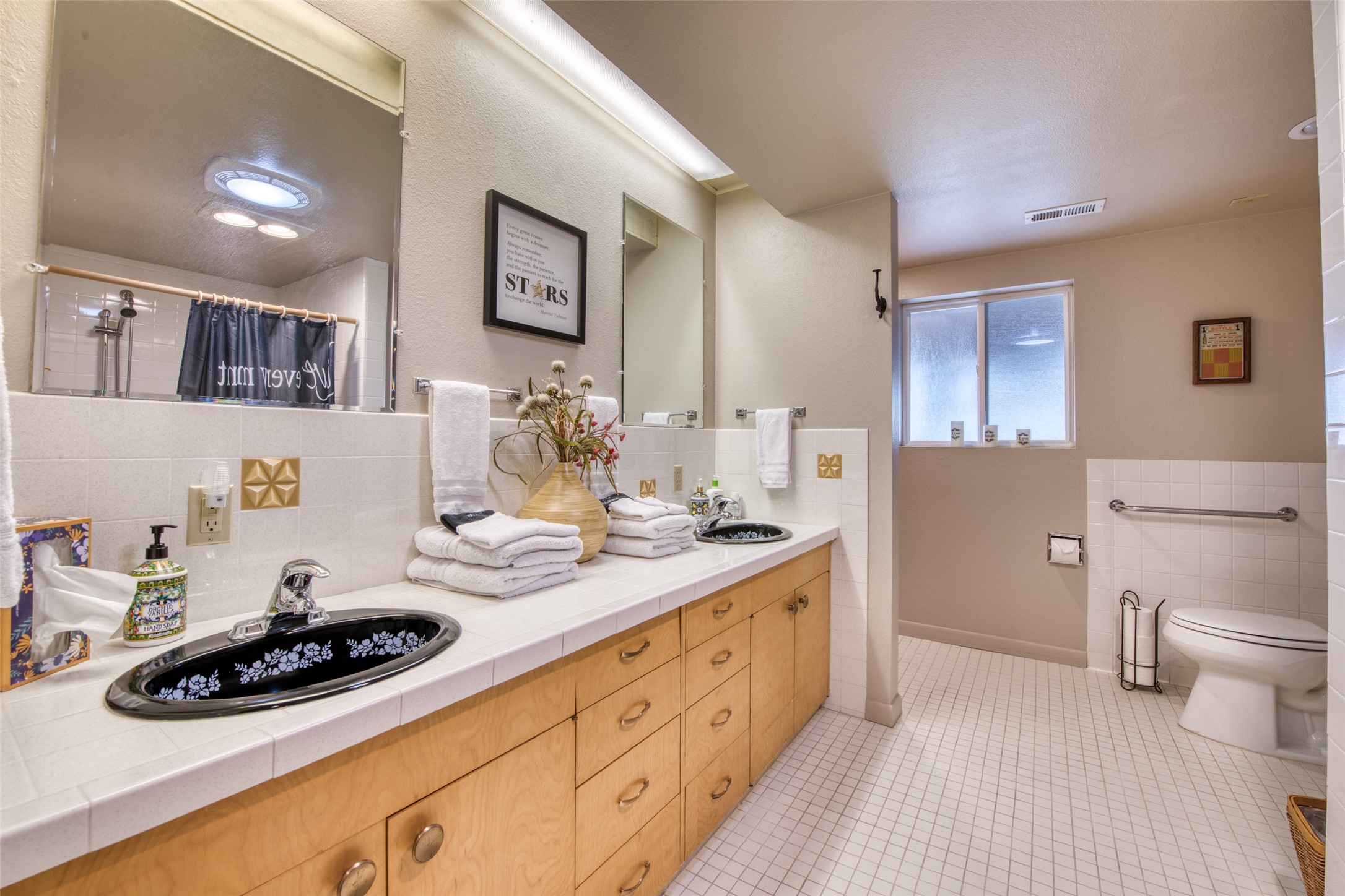 4485 Thorning Loop Property Photo 19