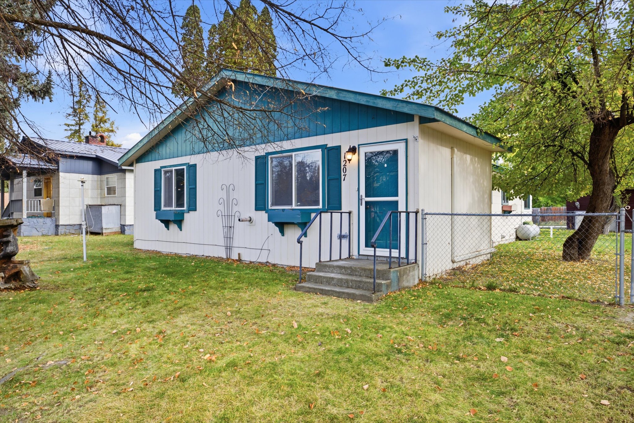 1207 Idaho Avenue Property Photo 3
