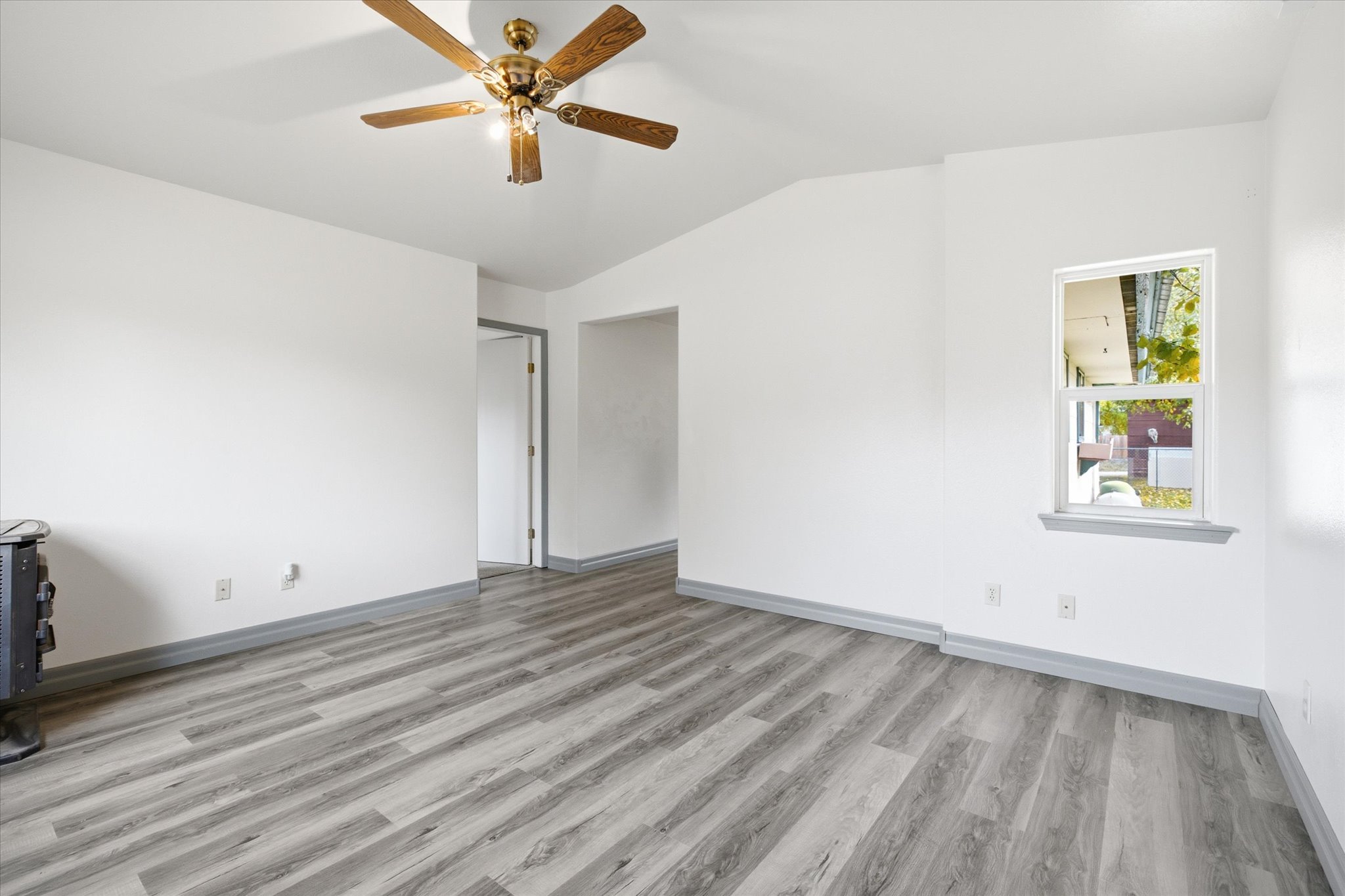 1207 Idaho Avenue Property Photo 5