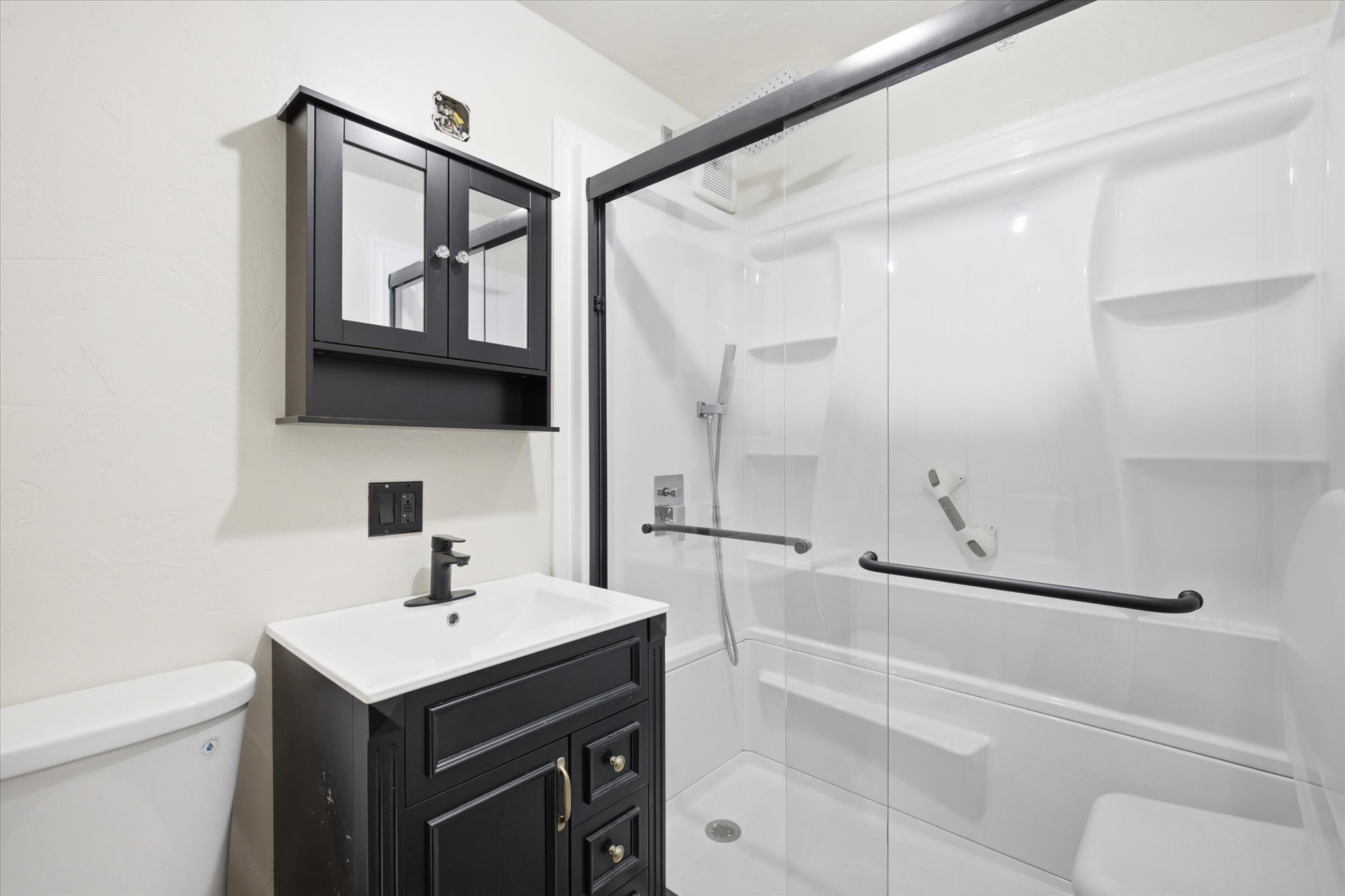 1207 Idaho Avenue Property Photo 11