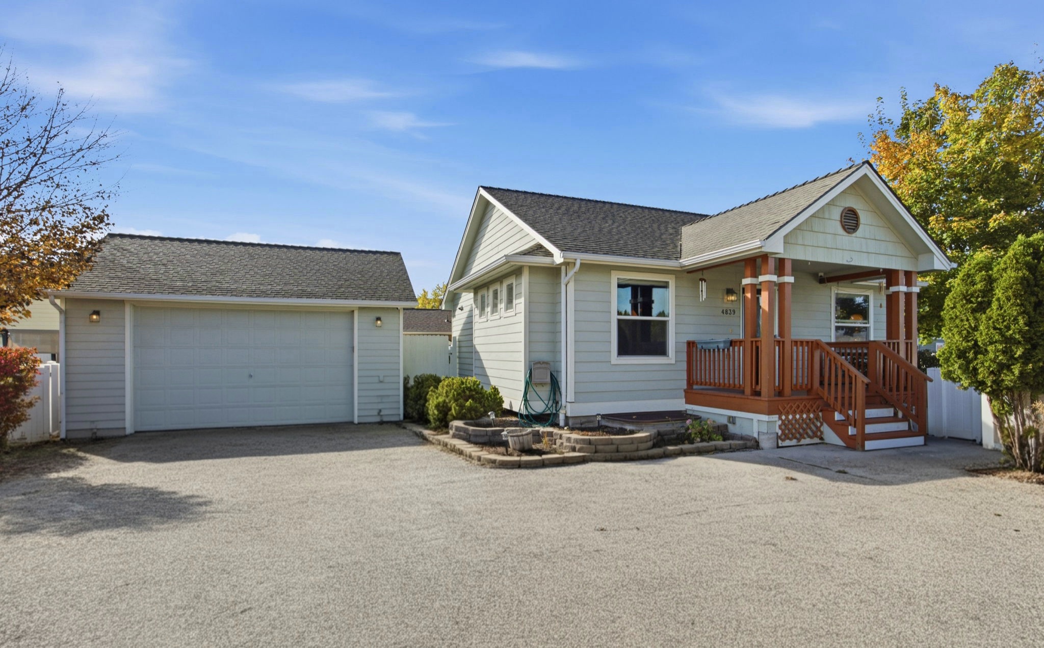 4839 Potter Park Loop Property Photo 2