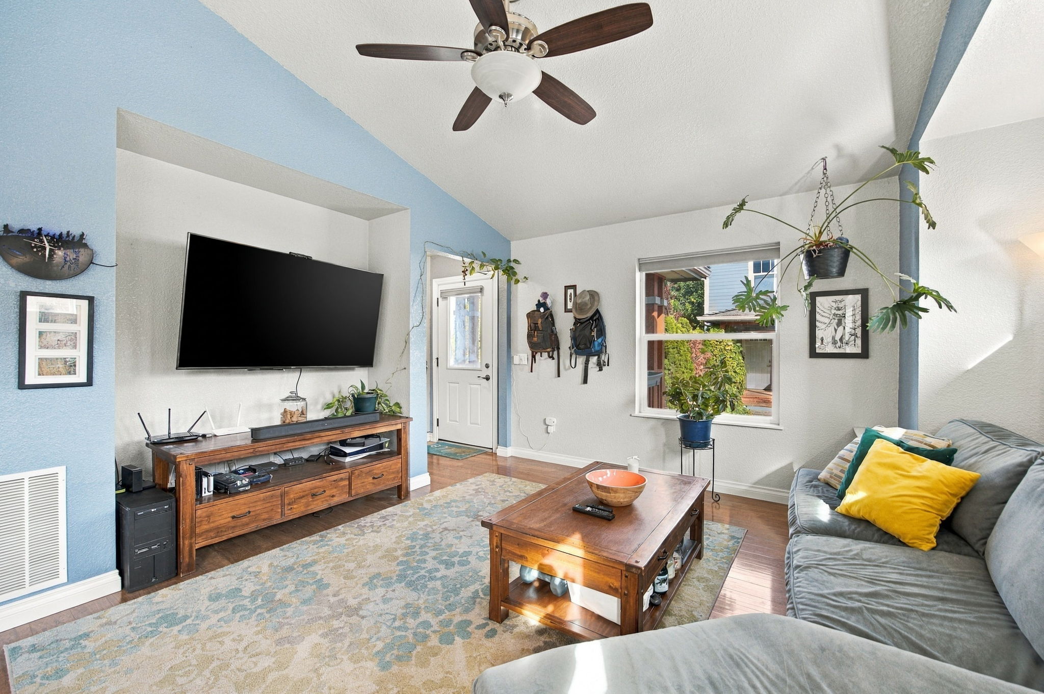4839 Potter Park Loop Property Photo 5
