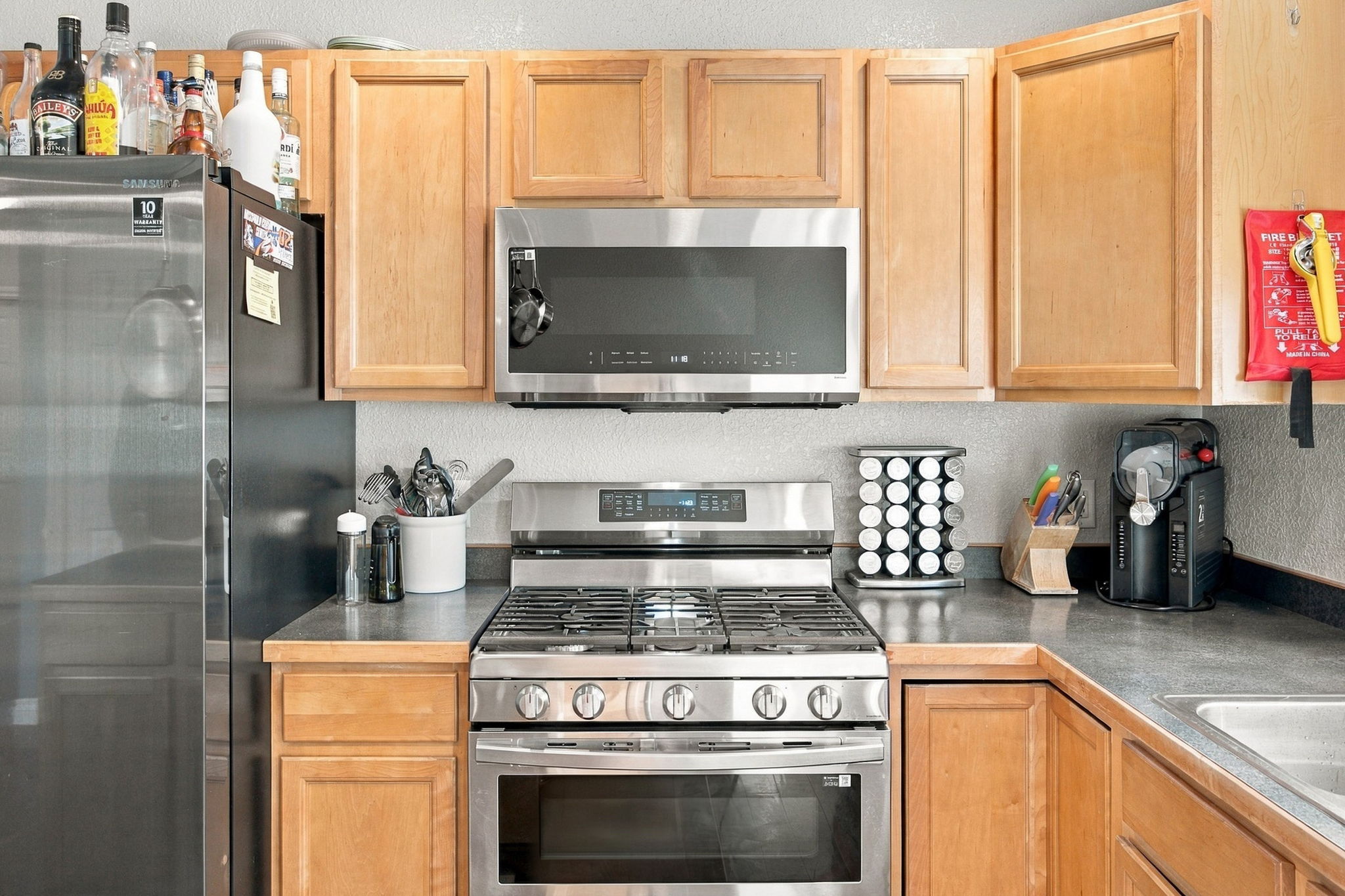 4839 Potter Park Loop Property Photo 9