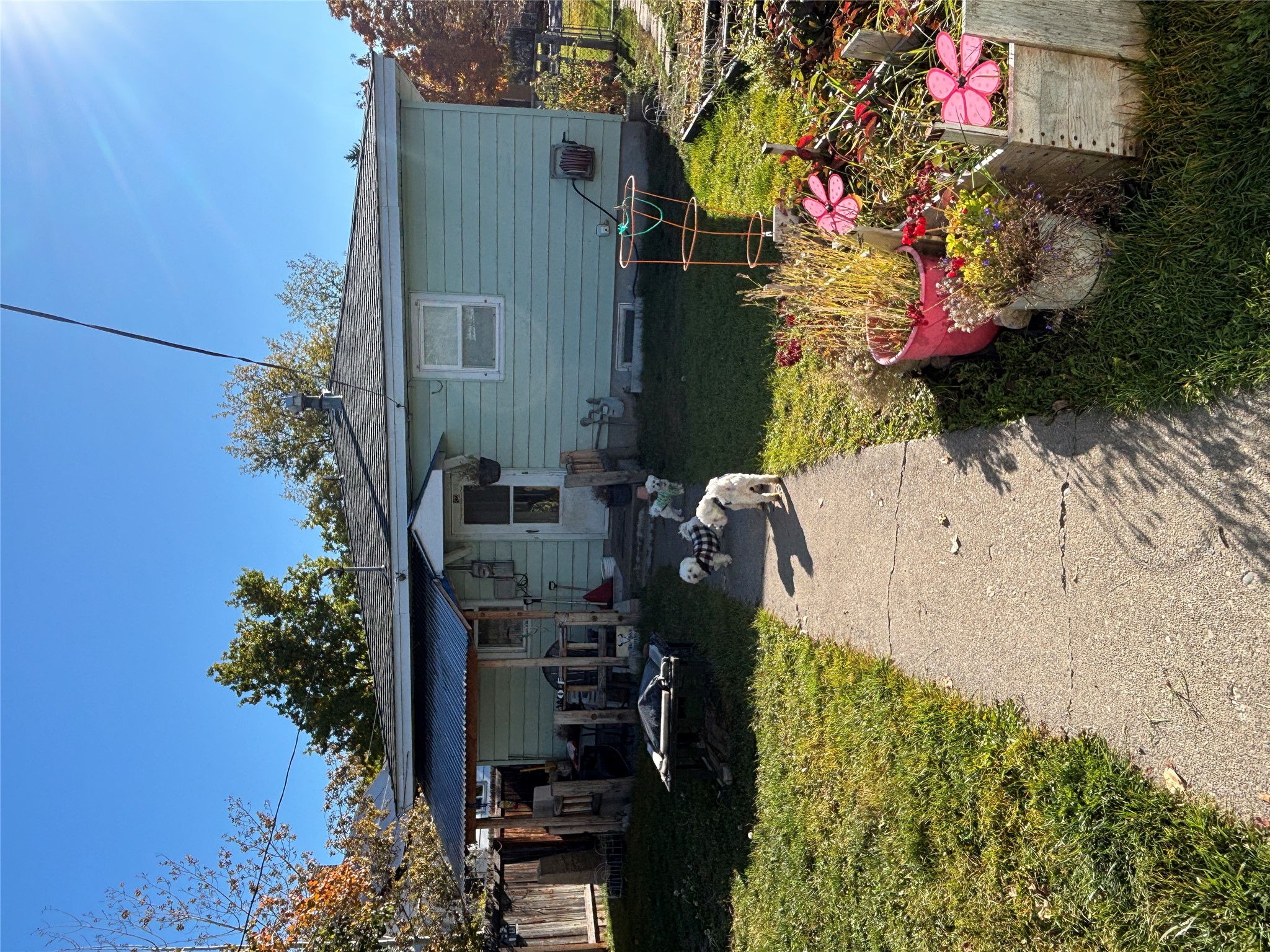 823 Edith Street Property Photo 4