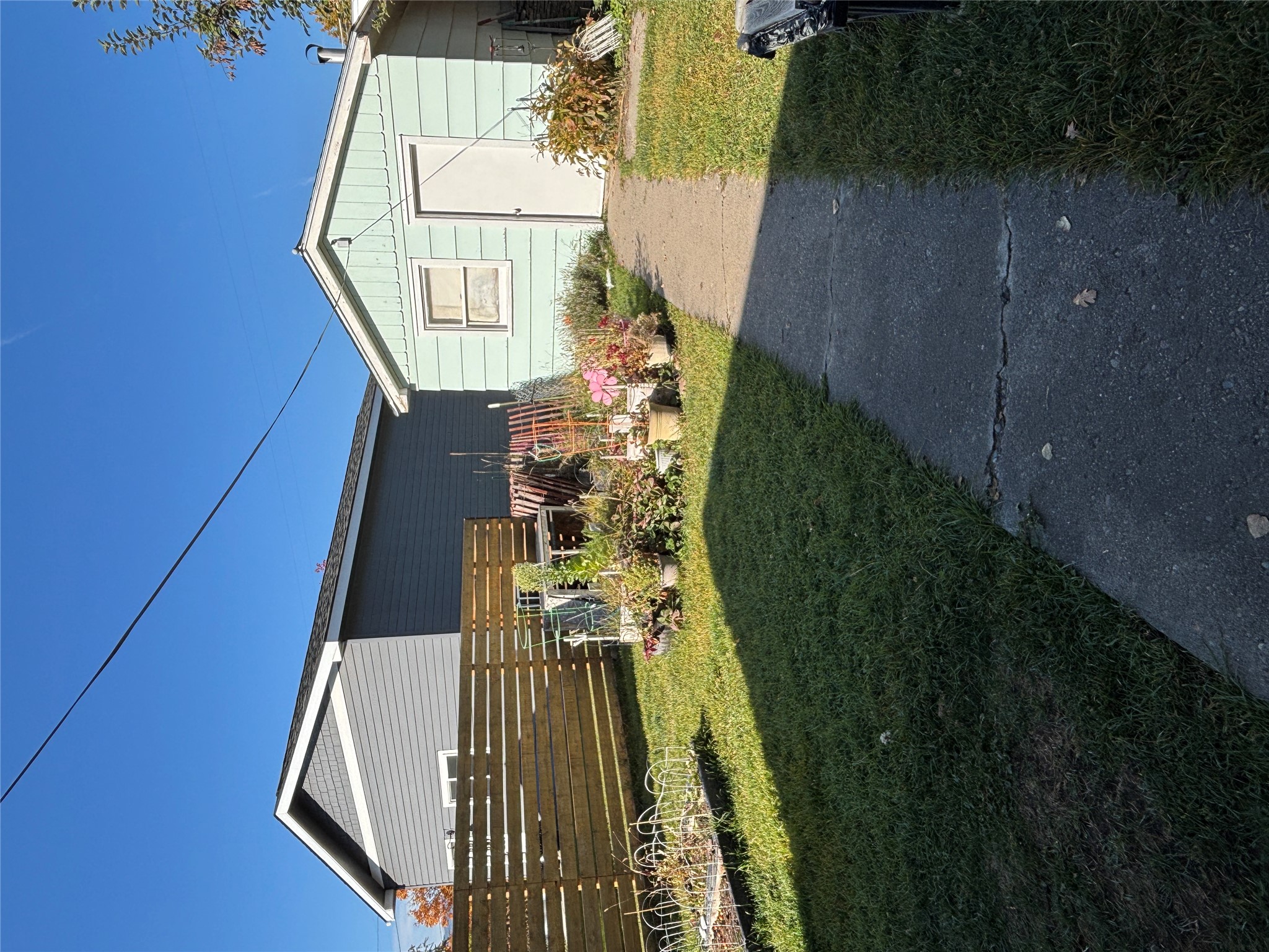823 Edith Street Property Photo 6