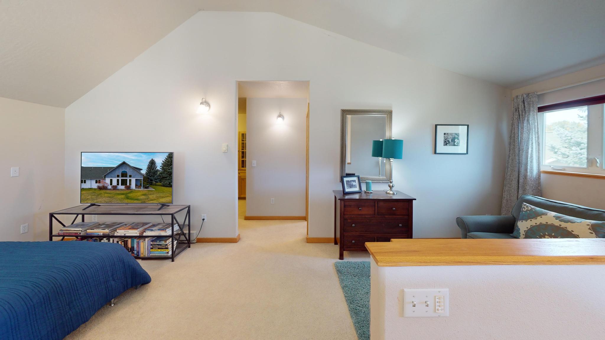 46566 Tamarac Loop Property Photo 8