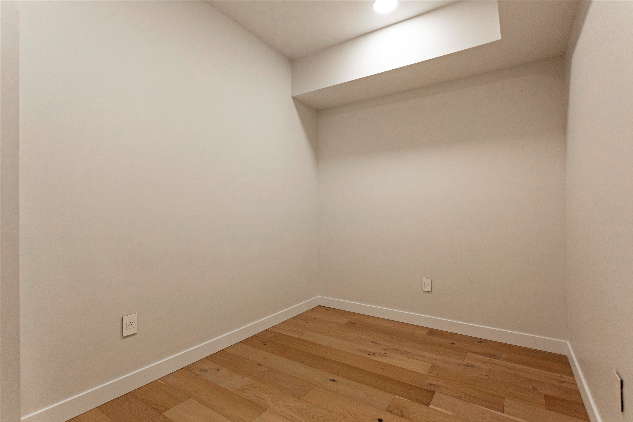 265 S 4th Street E 302 Property Photo 32