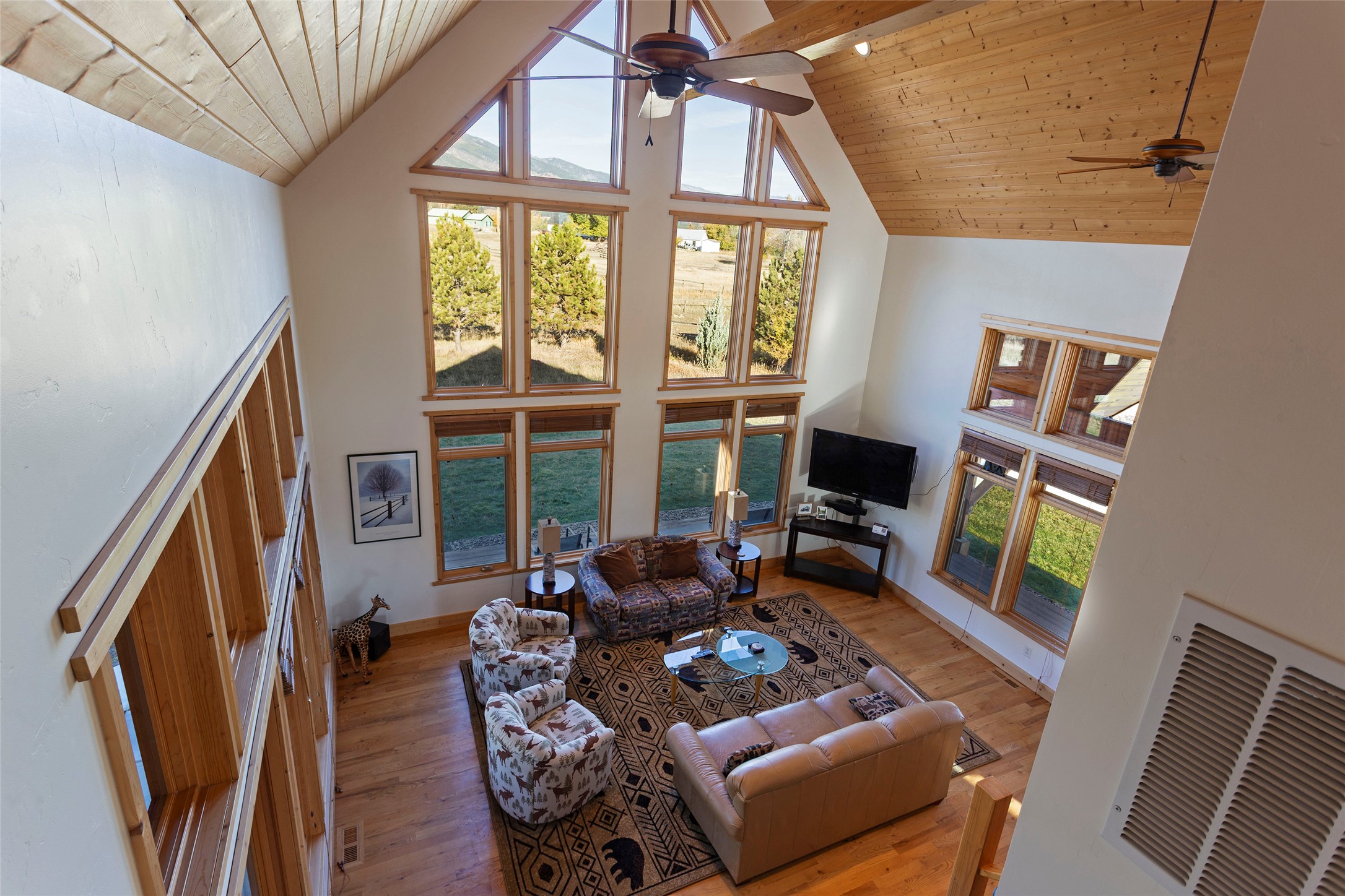 30080119 Property Photo 8