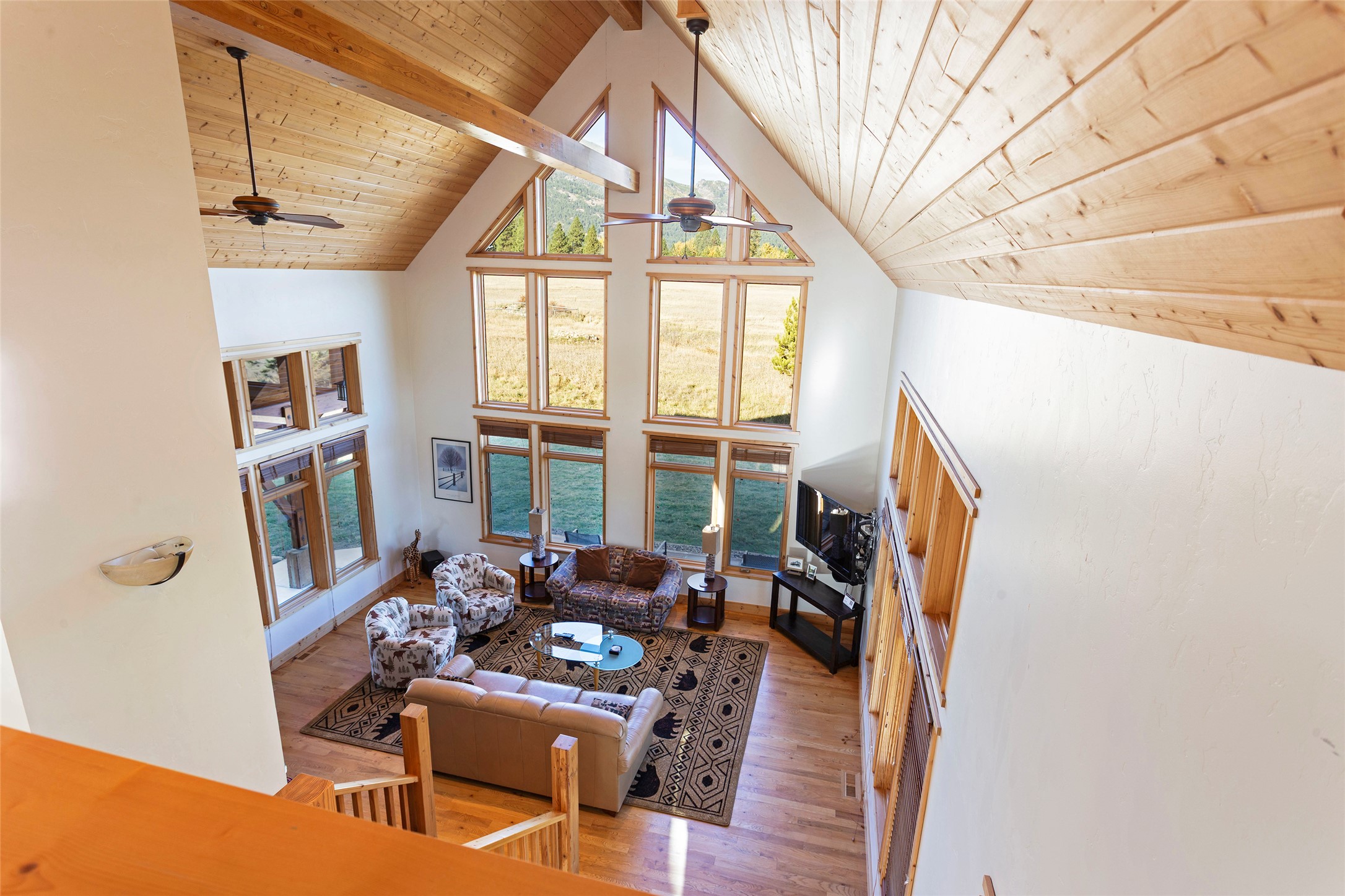 30080119 Property Photo 9